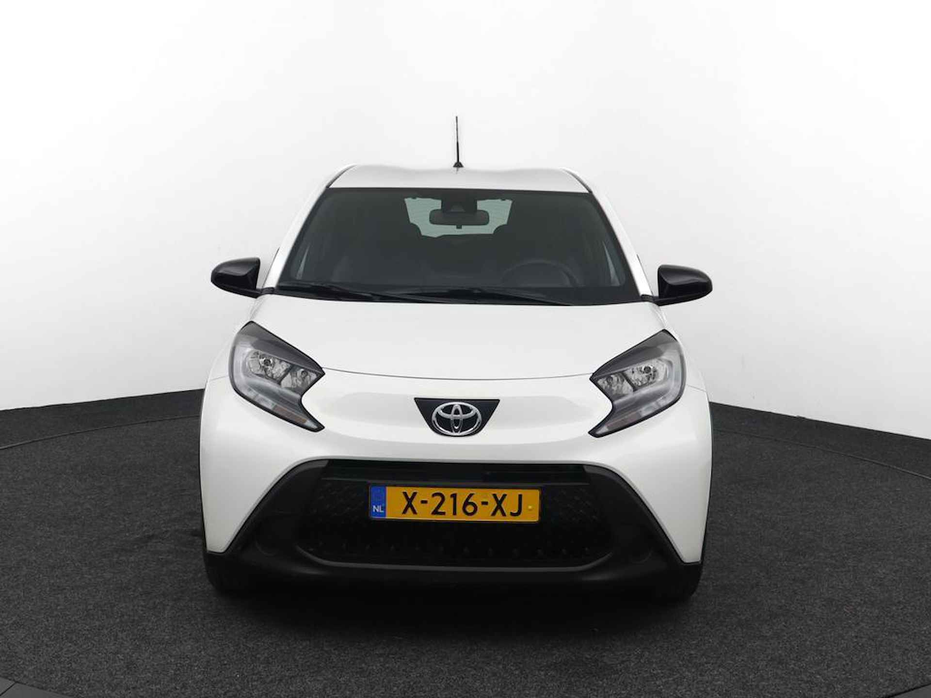 Toyota Aygo X 1.0 VVT-i MT Play | Parkeercamera | Airco | Apple carplay | - 16/42