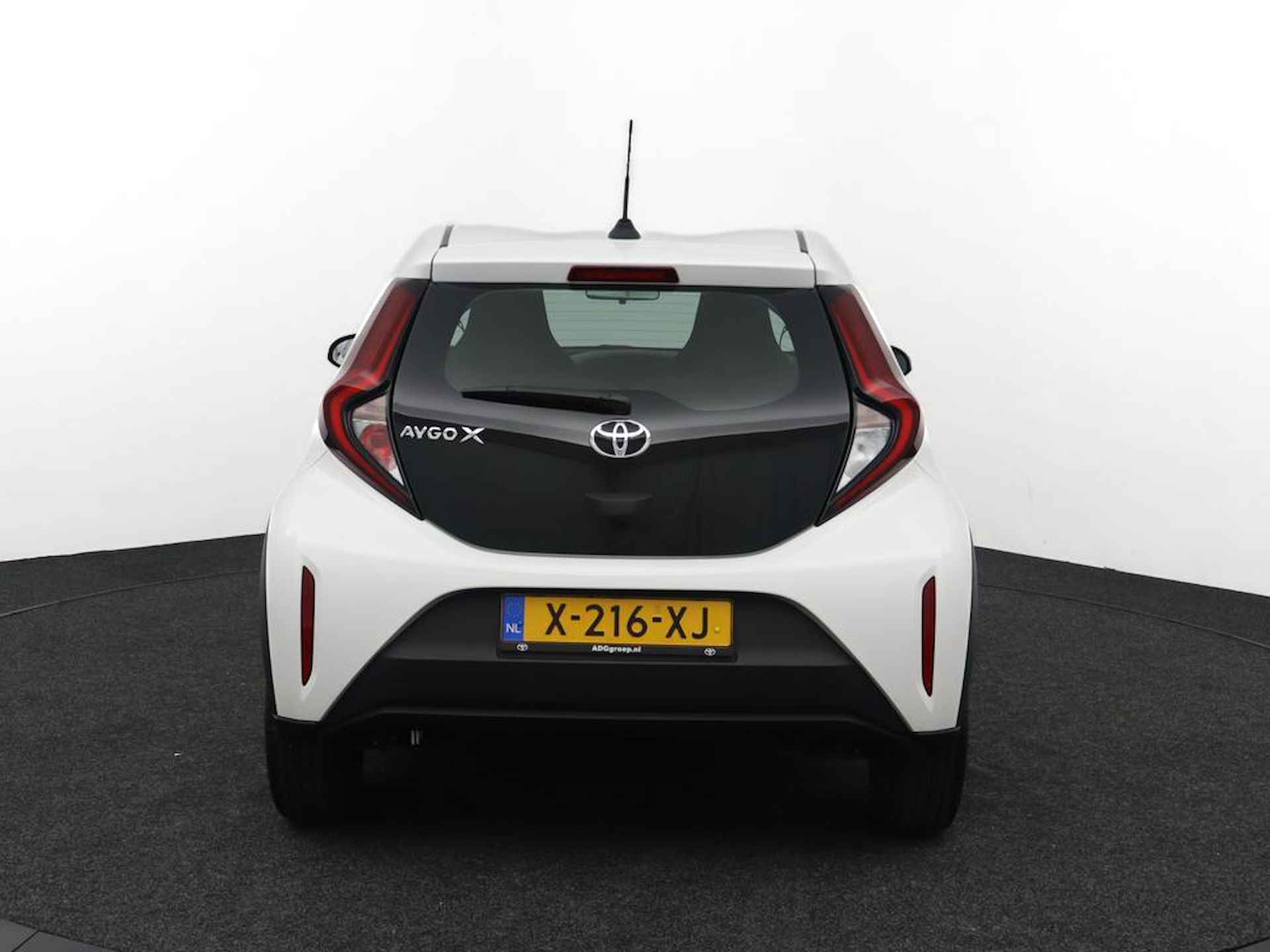 Toyota Aygo X 1.0 VVT-i MT Play | Parkeercamera | Airco | Apple carplay | - 34/42