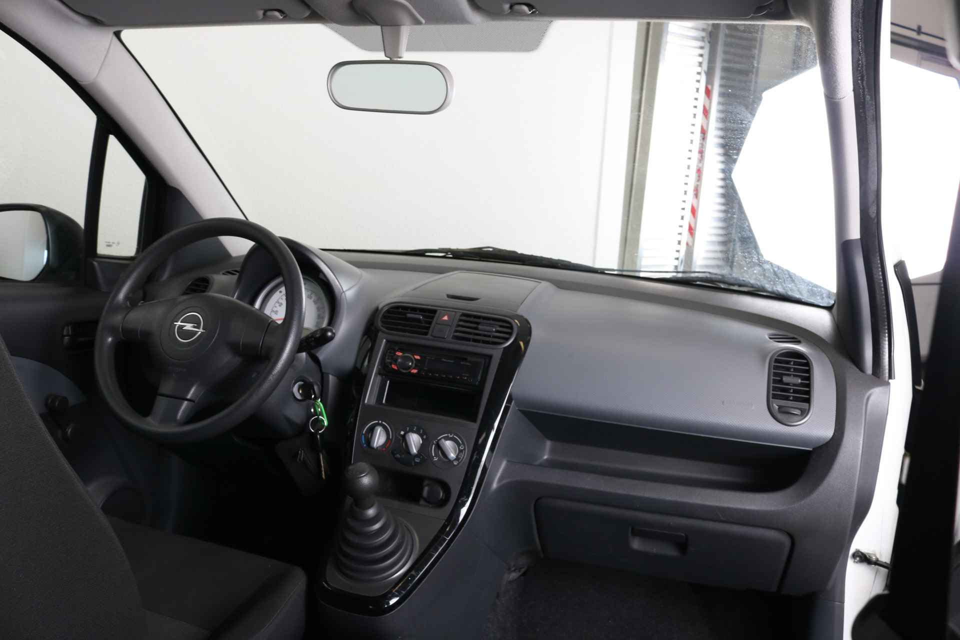 Opel Agila 1.0-12v 68 pk Selection | Stuurbekrachtiging | 4 Airbags | A.B.S. | Radio-cd speler | - 11/31