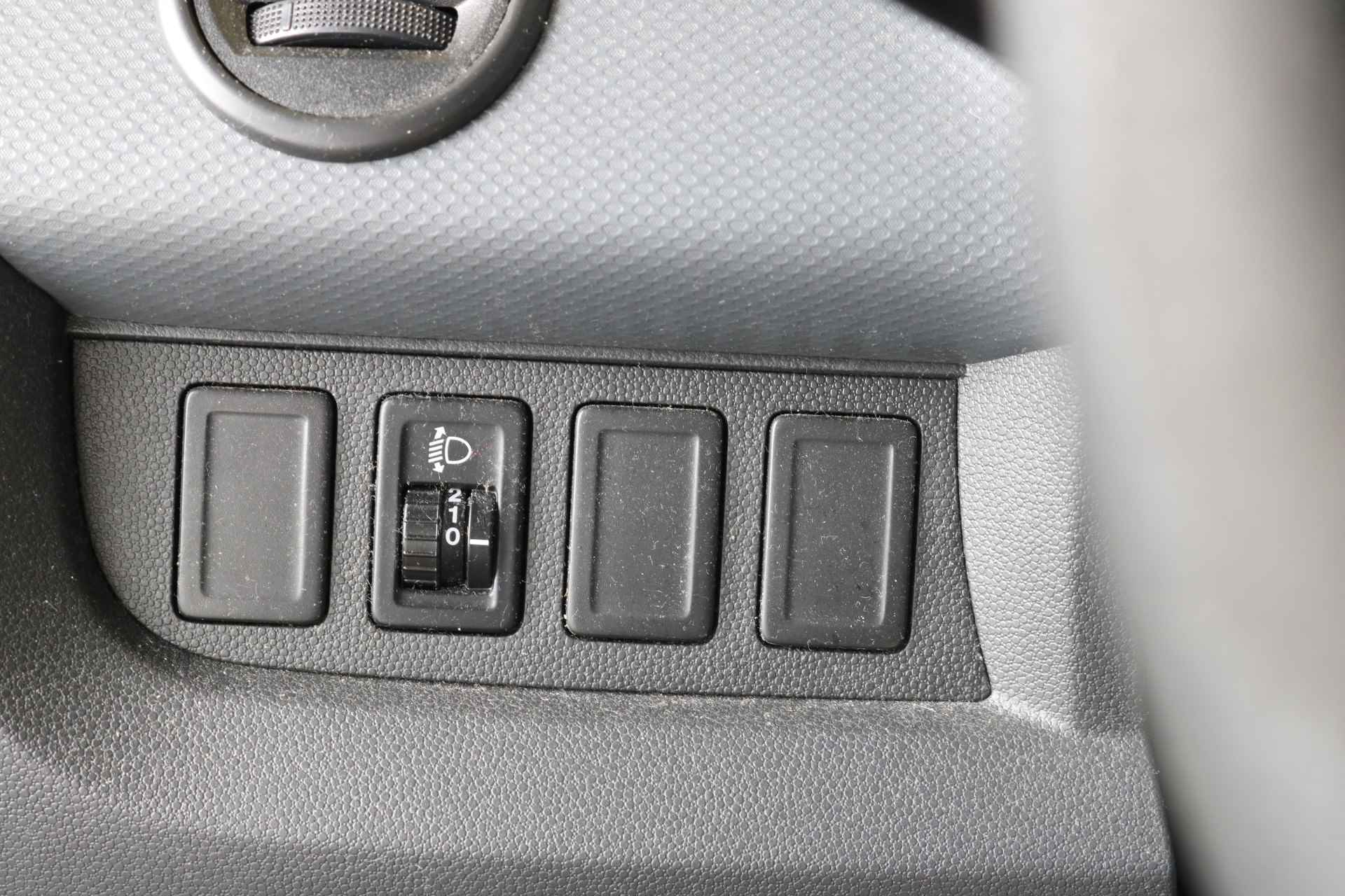 Opel Agila 1.0-12v 68 pk Selection | Stuurbekrachtiging | 4 Airbags | A.B.S. | Radio-cd speler | - 18/31