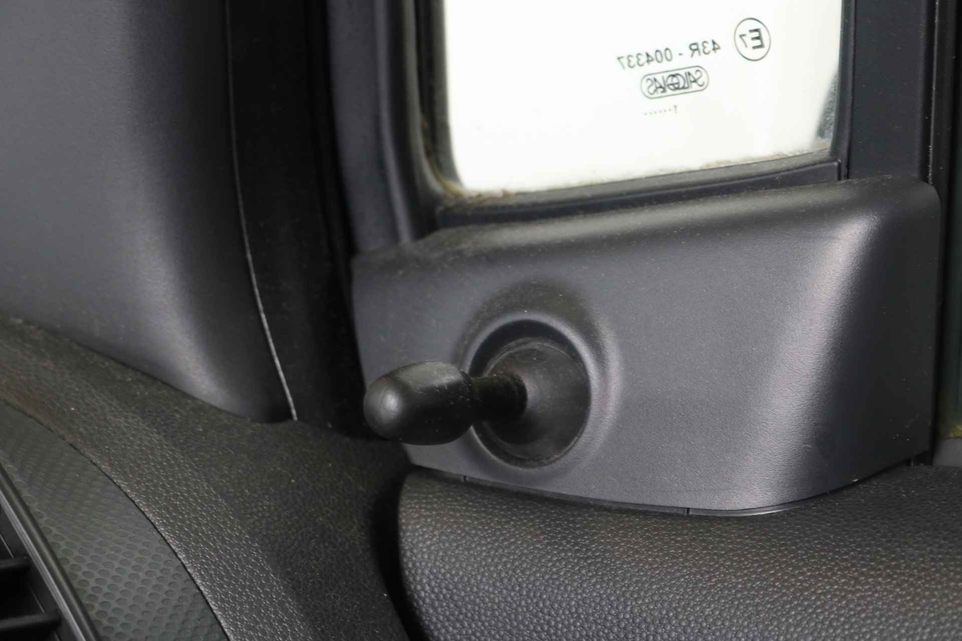 Opel Agila 1.0-12v 68 pk Selection | Stuurbekrachtiging | 4 Airbags | A.B.S. | Radio-cd speler | - 28/31