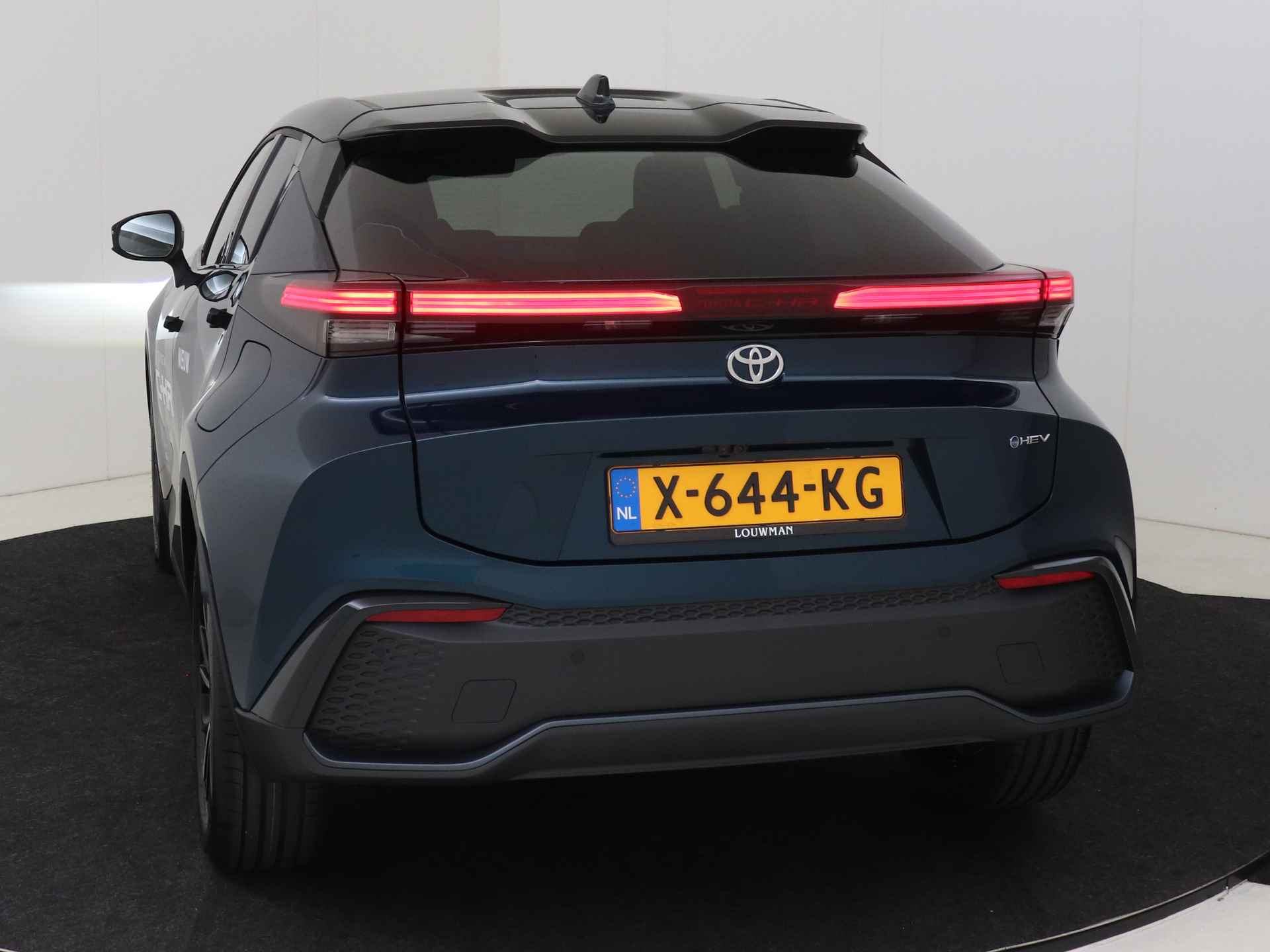 Toyota C-HR 1.8 Hybrid Executive Next Gen.Pack - 23/57