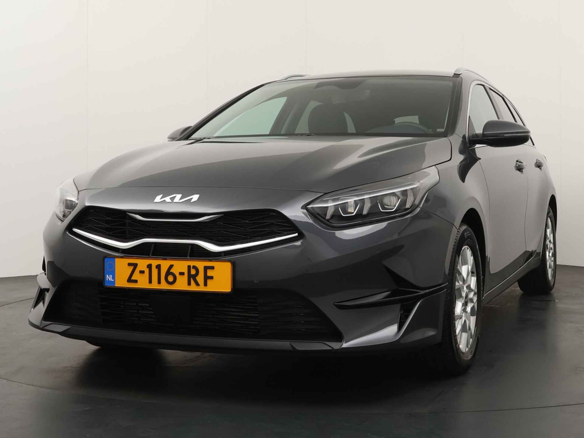 Kia Ceed Sportswagon 1.5 T-GDi Automaat DynamicPlusLine - LED koplampen - Dode hoek - Stoelverwarming - Apple Carplay/Android auto - Fabrieksgarantie tot 06-2031 - 3/46