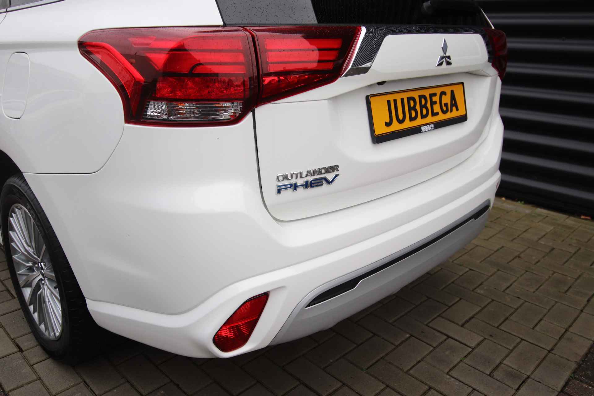 Mitsubishi Outlander 2.4 PHEV Intense LED, - 30/69