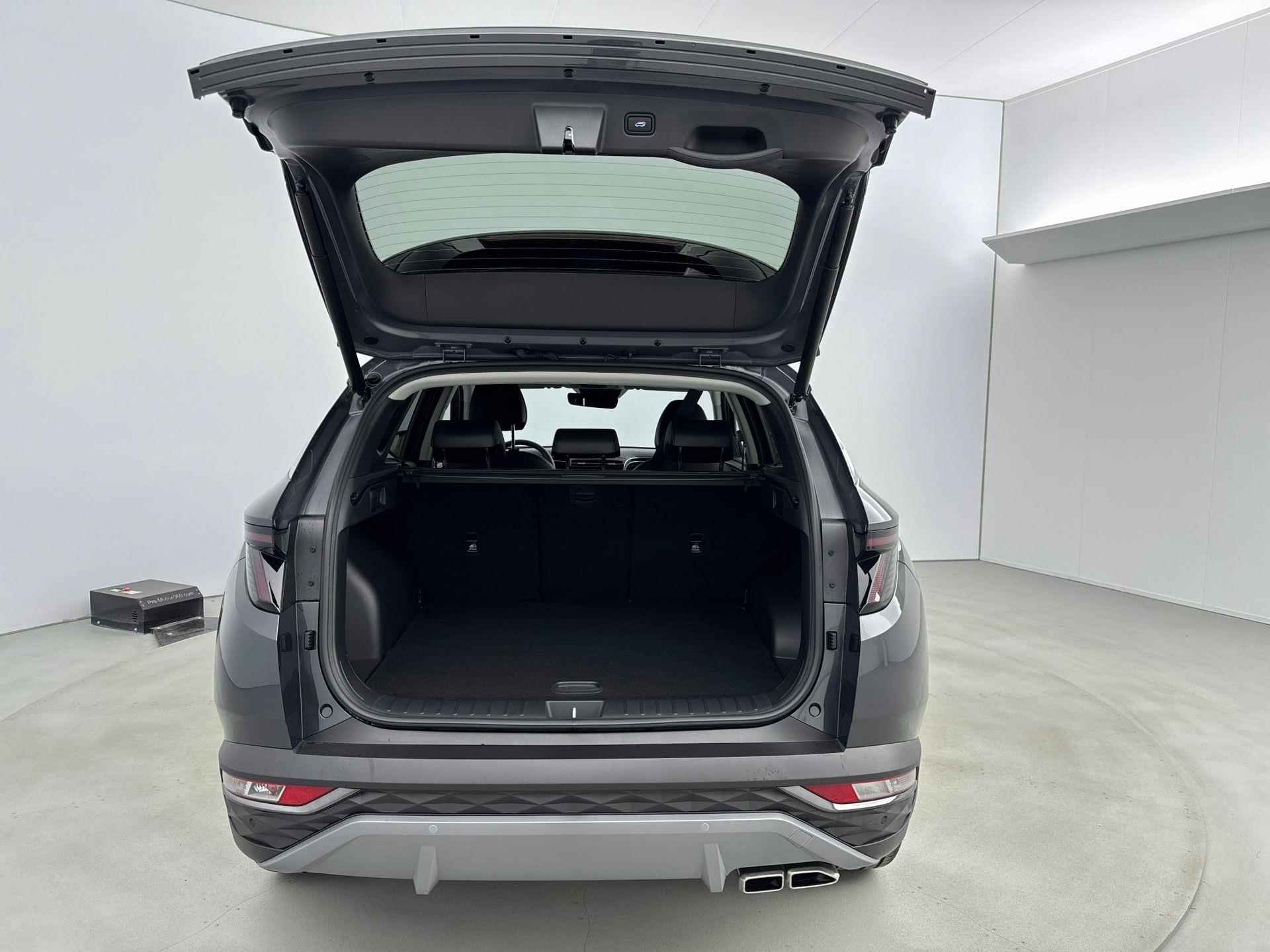 Hyundai Tucson 1.6 T-GDI PHEV Premium 4WD | Incl. €3000,- Smart Bonus! | Leer | Stoel + stuurverwarming  | 360 Camera | Memory | - 18/30