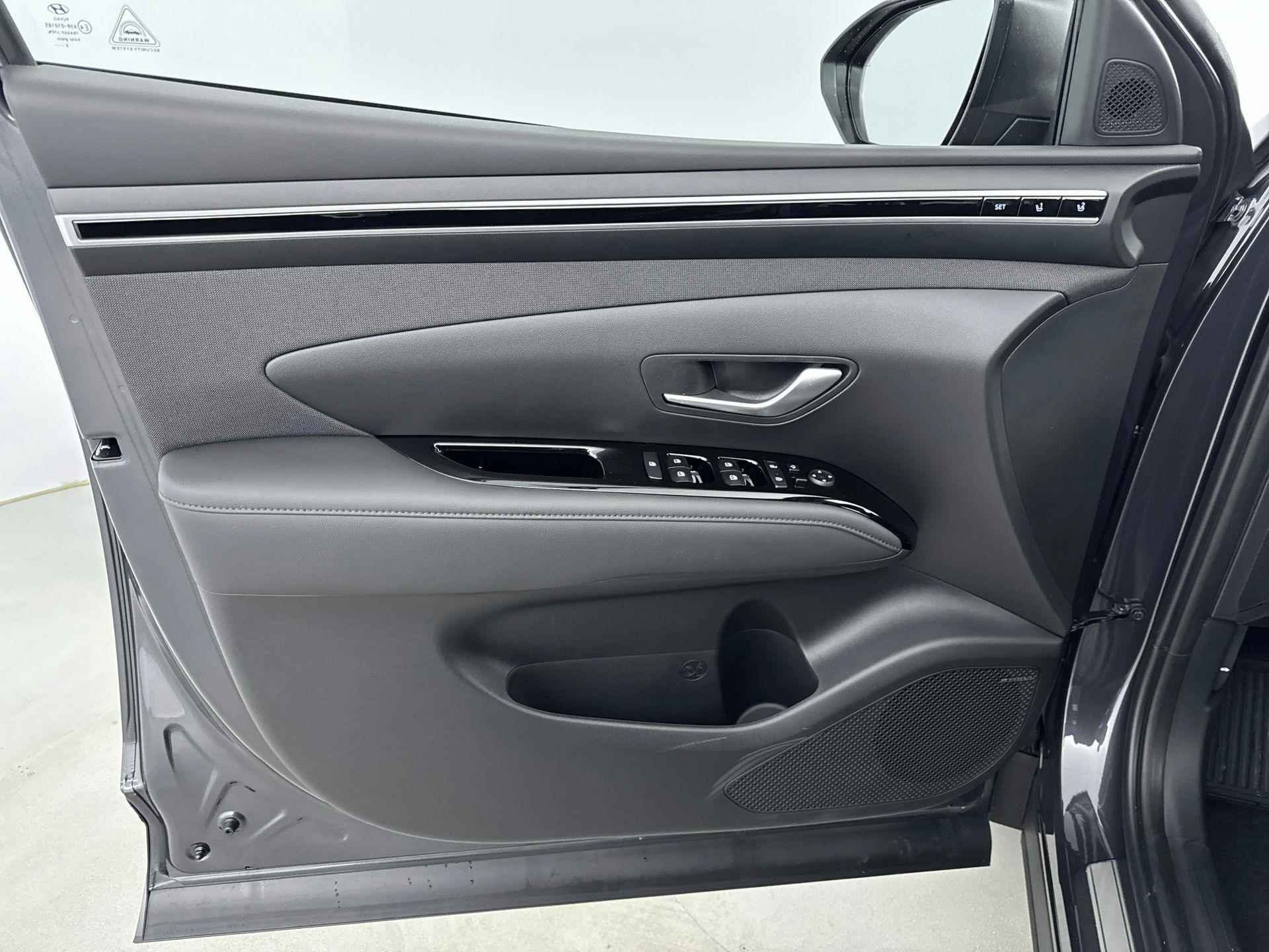 Hyundai Tucson 1.6 T-GDI PHEV Premium 4WD | Incl. €3000,- Smart Bonus! | Leer | Stoel + stuurverwarming  | 360 Camera | Memory | - 20/30