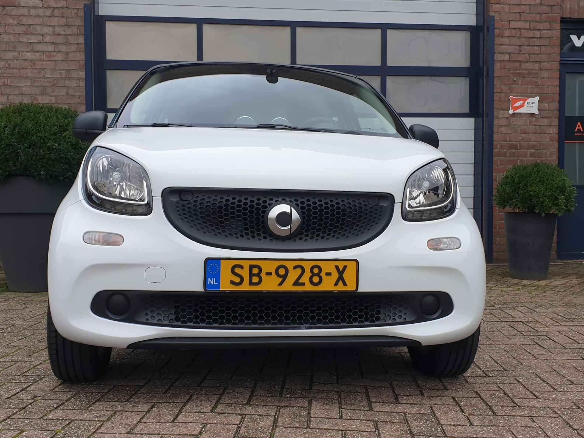 Smart Forfour 1.0 Pure, Airco, LM Velgen In absolute perfecte staat. - 19/28