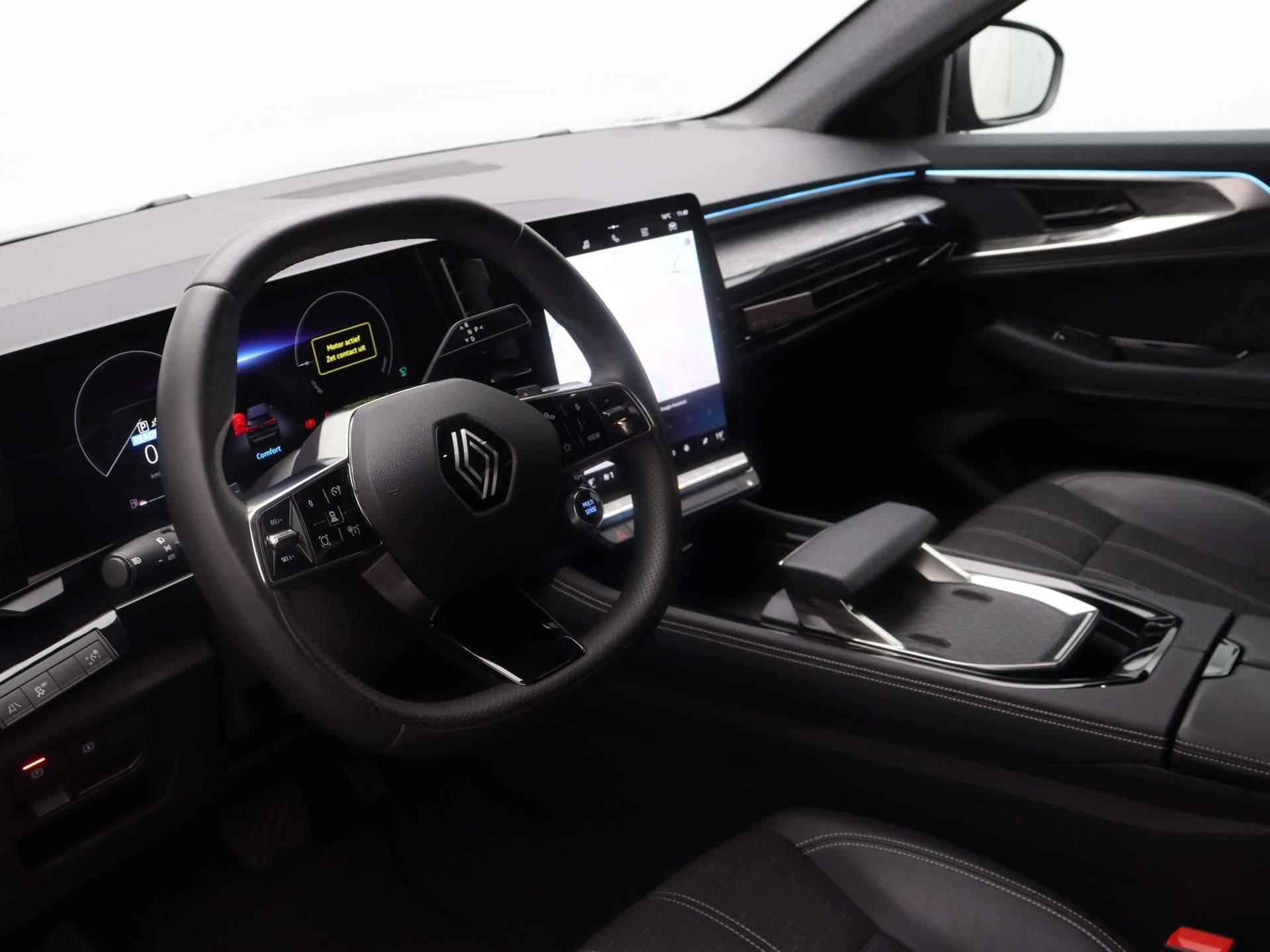 Renault Austral 1.2 E-Tech Hybrid 200 Techno | Elektrisch verstelbare voorstoelen | Stoel- en stuurverwarming | Surround camera | Adaptive cruise control - 21/26