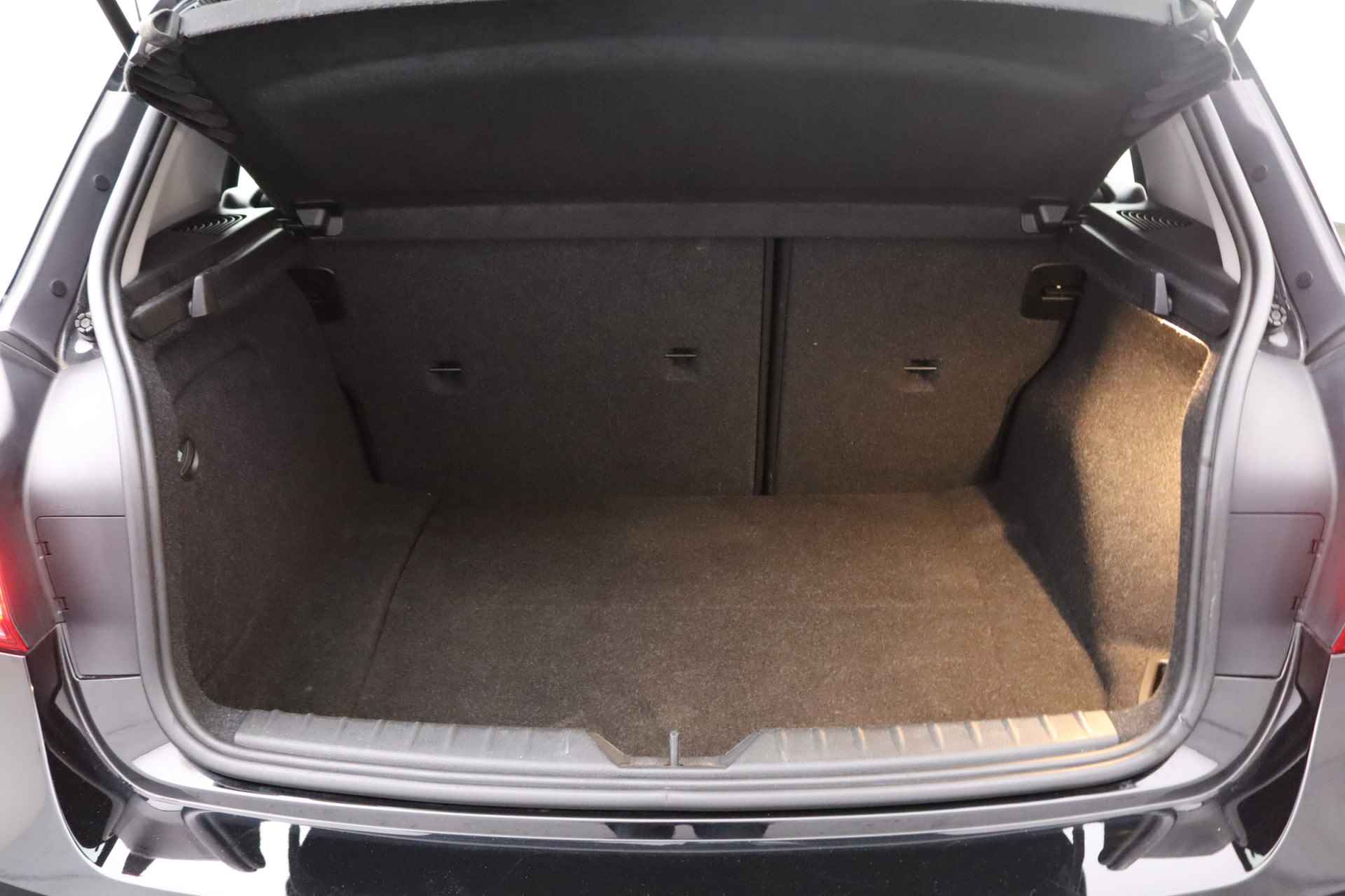 BMW 1-serie 116i | Airco | Cruise control | Parkeersensoren | Verwarmde voorstoelen - 17/30