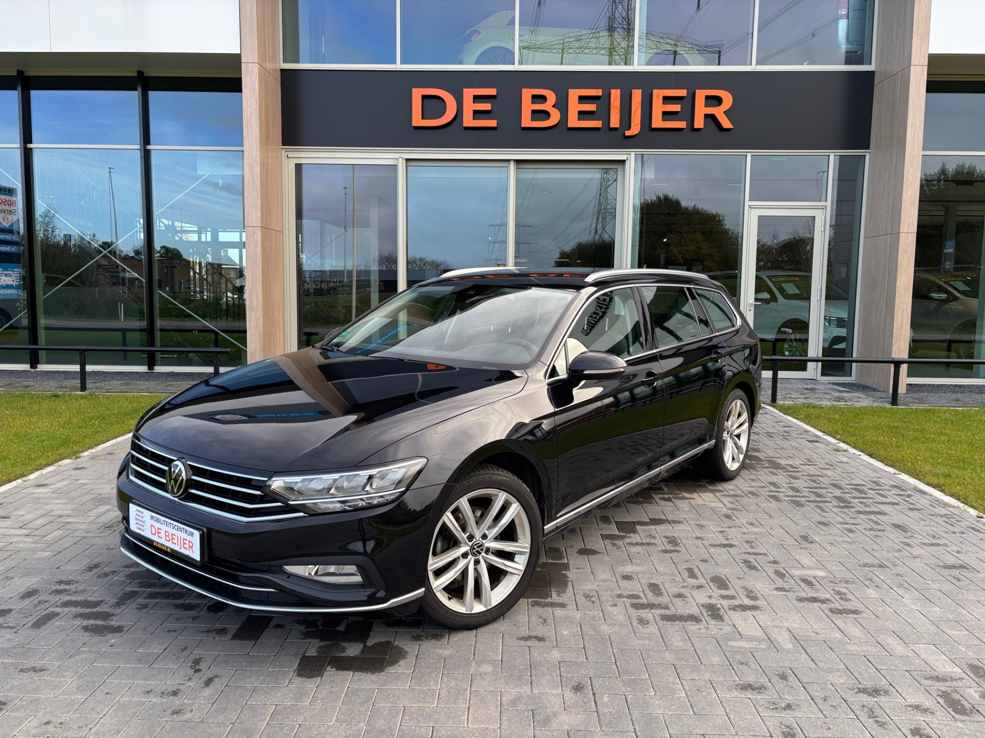 Volkswagen Passat Variant 1.5 TSI 150pk DSG Navi I HUD I Adap. cruise