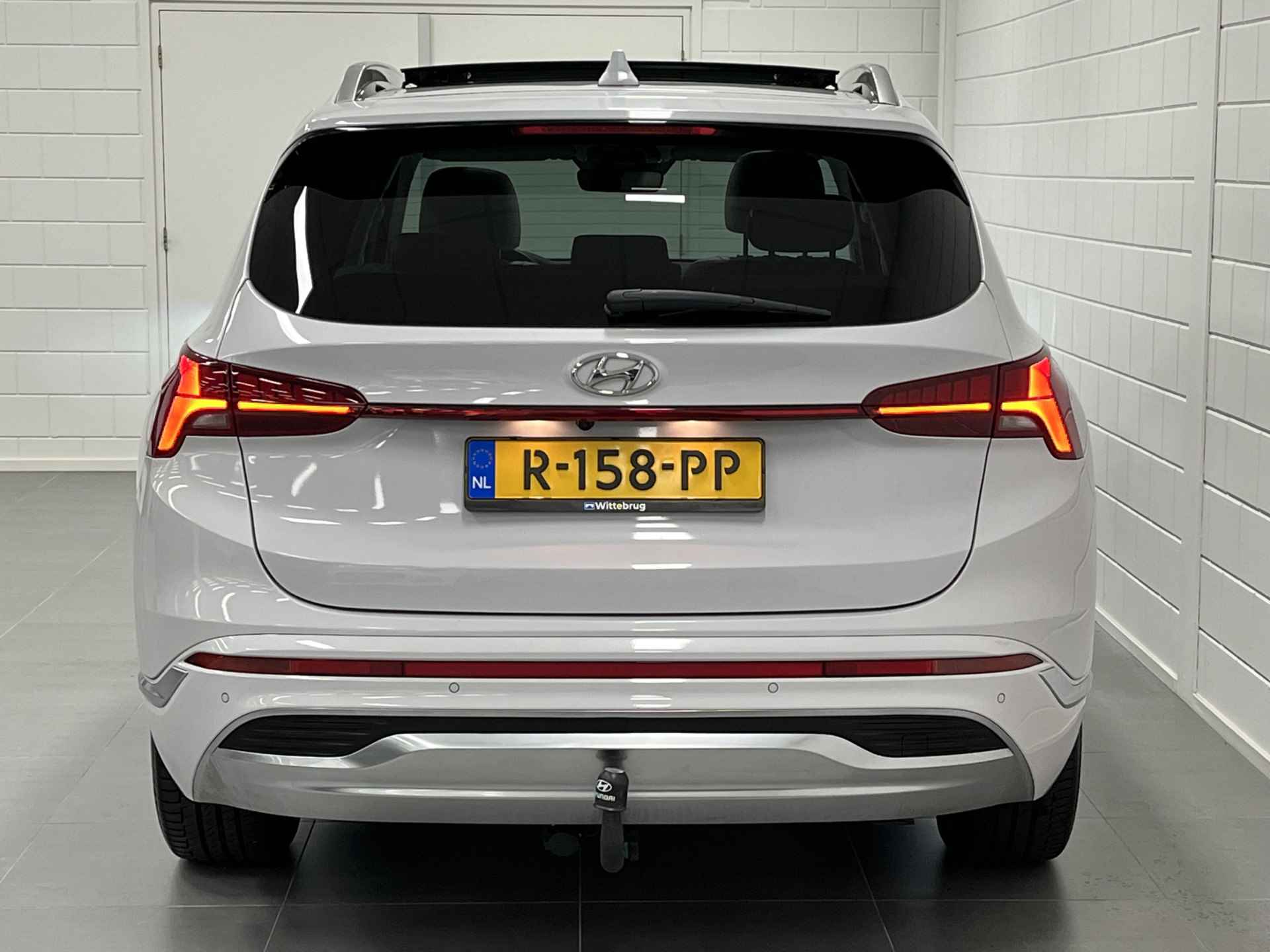 Hyundai Santa Fe 1.6 T-GDI PHEV Premium Plus Sky TREKHAAK | PANORAMADAK | LEDER | FULL OPTIONS! - 48/50