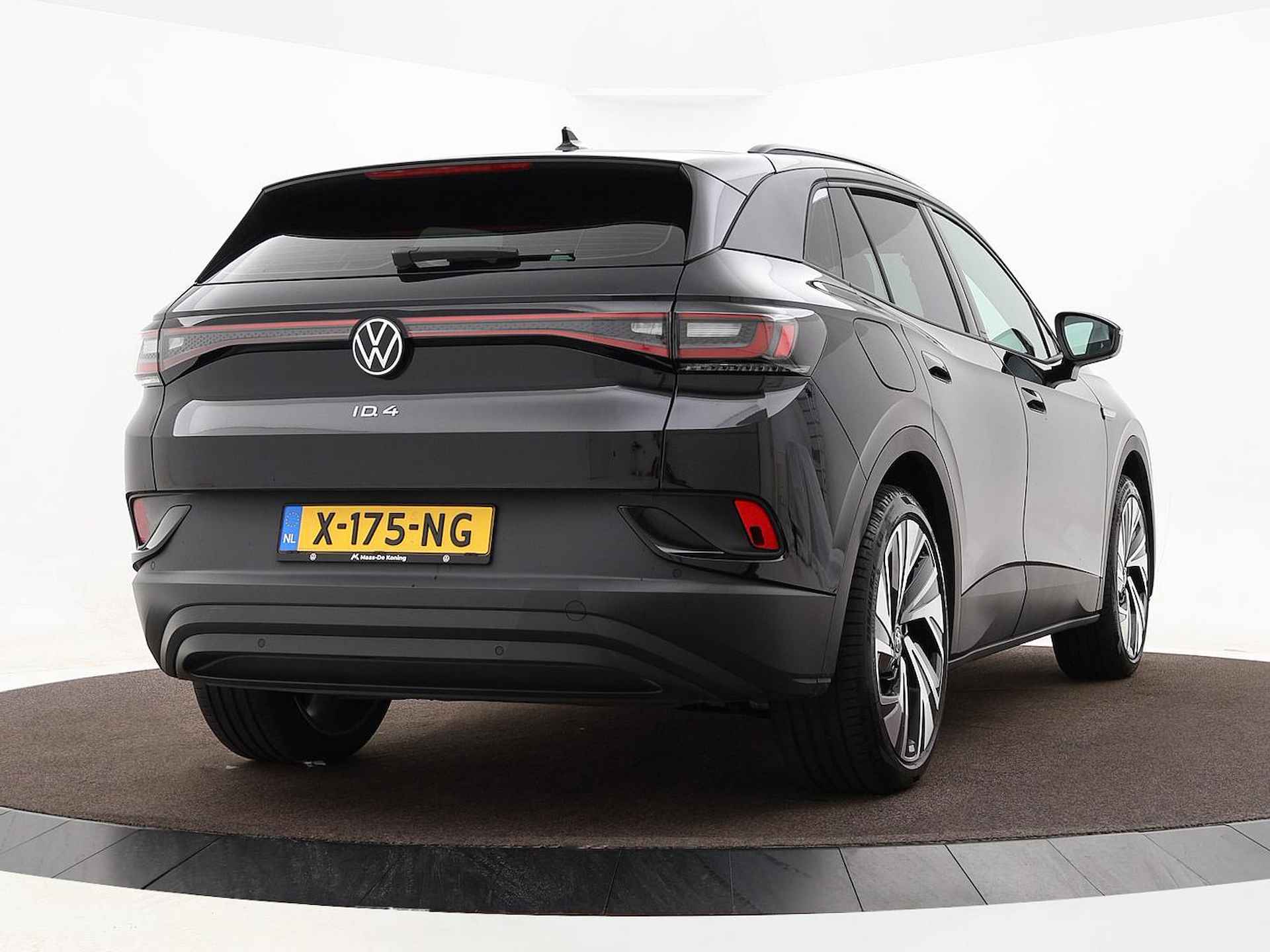 Volkswagen ID.4 Pure 52 kWh accu, 109 kW. 148 pk electr. aandrijving · Multimedia pakket · Velgen 'Narvik', 21 inch lichtmetaal · Applecarplay/android auto · - 3/32