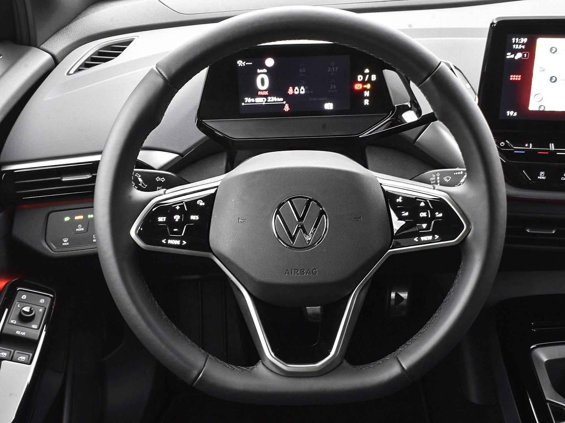 Volkswagen ID.4 Pure 52 kWh accu, 109 kW. 148 pk electr. aandrijving · Multimedia pakket · Velgen 'Narvik', 21 inch lichtmetaal · Applecarplay/android auto · - 24/32