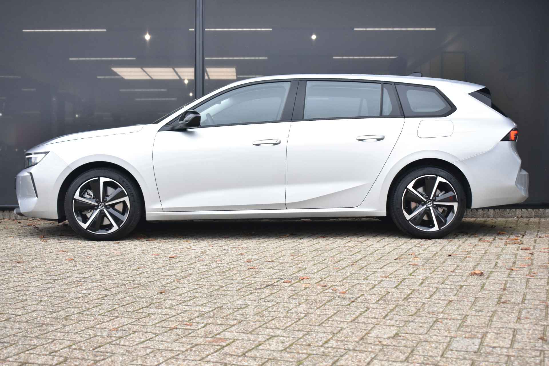 Opel Astra Sports Tourer 1.6 Turbo Plug-In Hybrid 180pk Automaat | Navigatie by App | Parkeersensoren | Climate Control | Full-LED | Nieuws - 4/48