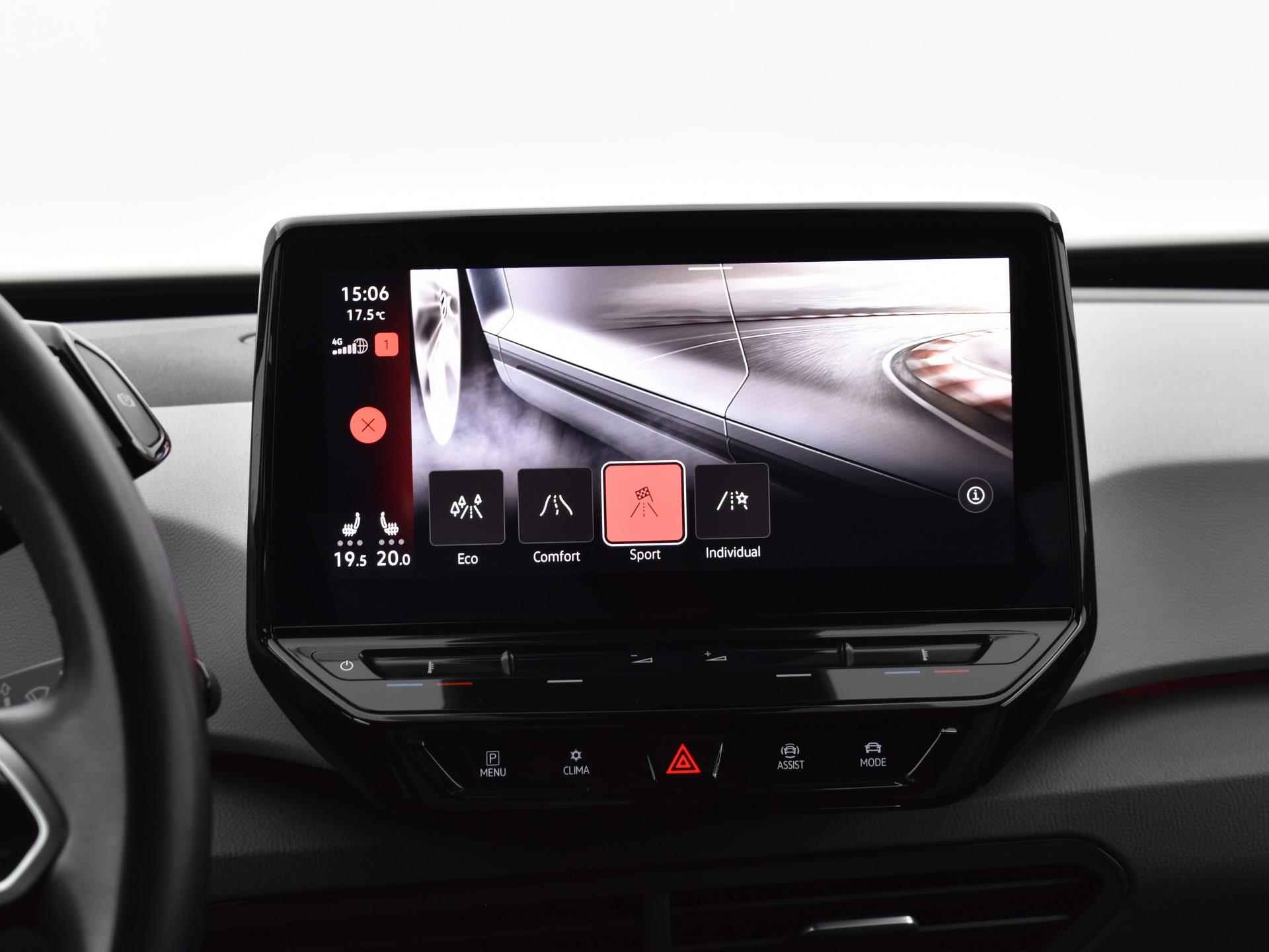 Volkswagen ID.3 First Plus 204pk 58 kWh | Camera | IQ Light | 19"Velgen | ACC | Keyless | Apple Car Play | Stoelverwarming | Navigatie | 12 Maanden BOVAG-Garantie - 27/36