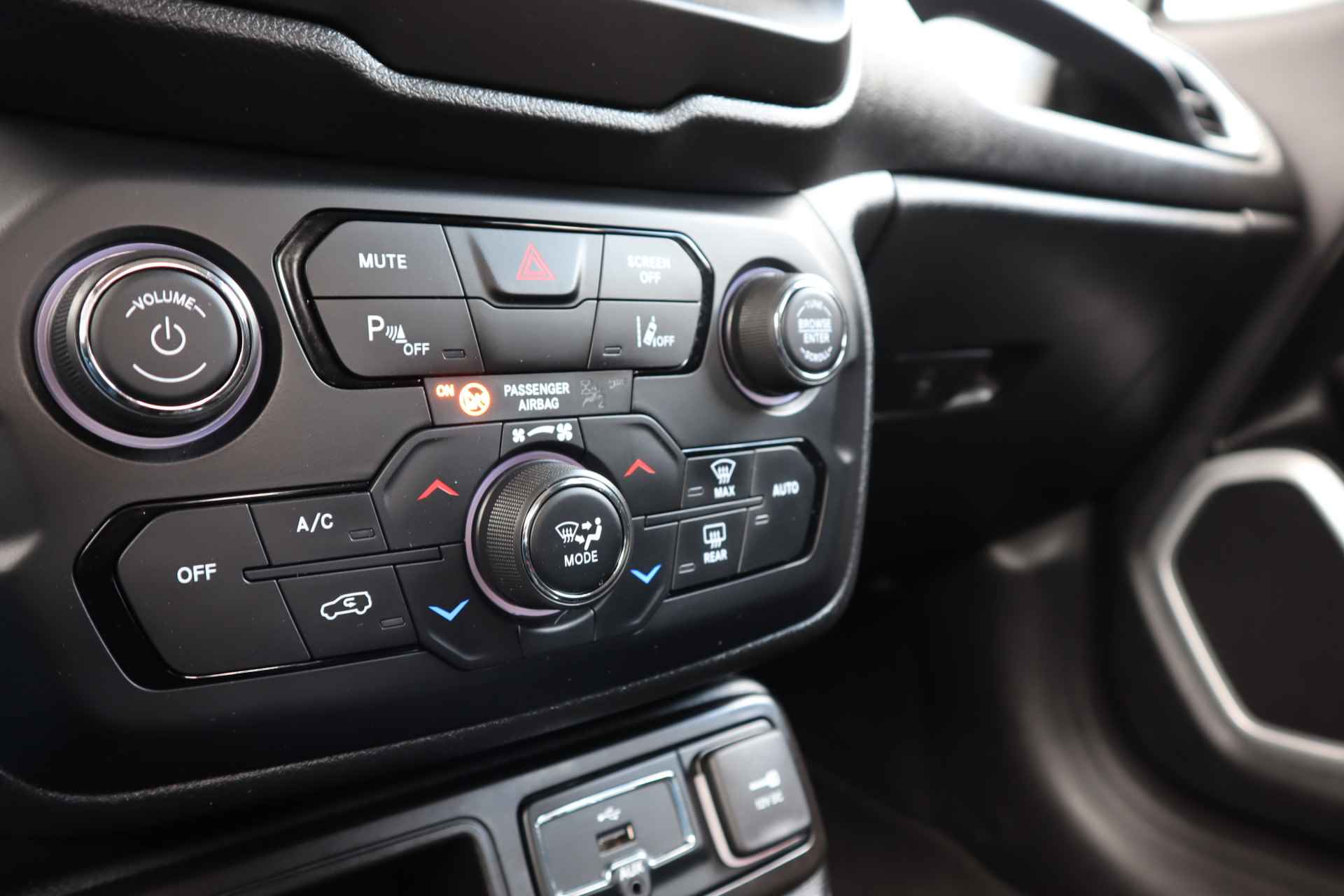 Jeep Renegade 1.0T Longitude | Keyless | DAB Radio | Android Auto | Apple Carplay | Reservewiel - 14/41