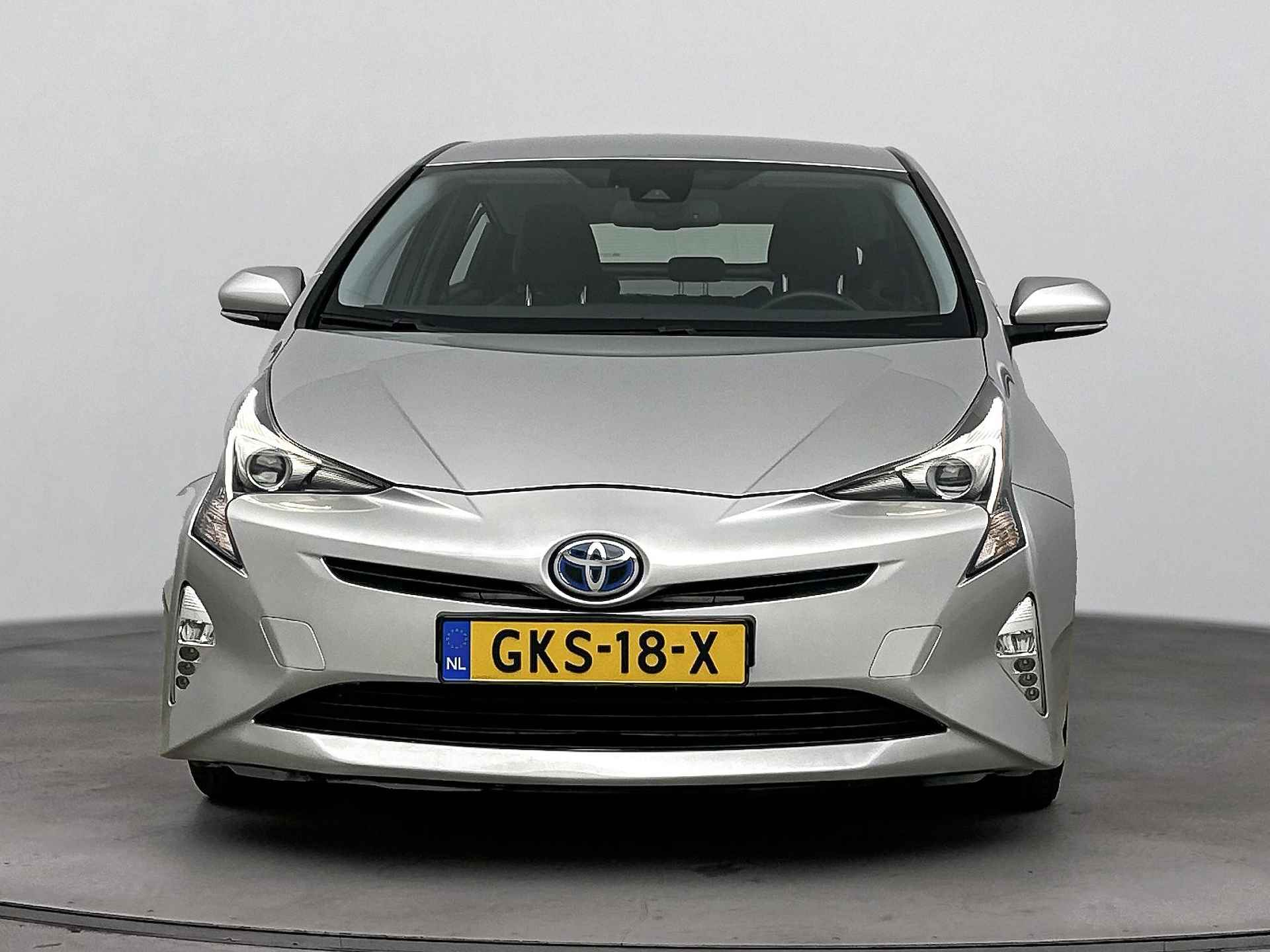 Toyota Prius 1.8 Dynamic Limited Stoelverwarming | Cruise Control Adaptief | Climate Control | Head up Display | * - 26/39