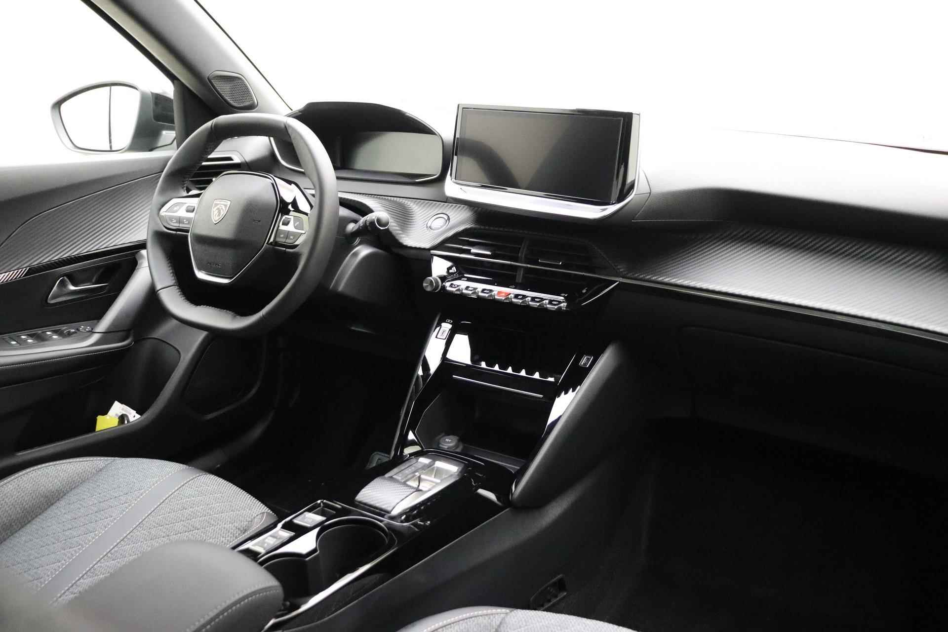 Peugeot e-2008 EV GT 54 kWh | lichtmetalen Velgen | Voor/achter Camera | Dodehoekdetectie | LED | Stoelverwarming | Cruise Control | Navigatie | - 4/36
