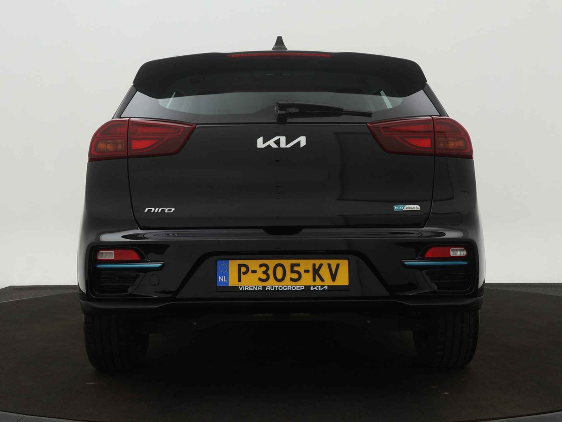 Kia e-Niro DynamicLine 64 kWh * €2000 Subsidie beschikbaar* - Apple CarPlay/Android Auto - Achteruitrijcamera - Adaptieve Cruise Control - Navigatie - Climate Control - Fabrieksgarantie tot 04-2029 - 7/49