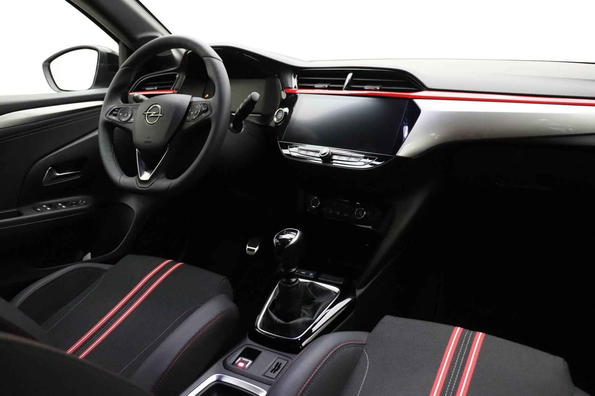 Opel Corsa 1.2 T GS 100 PK | Navigatie | Airco | Lichtmetalen velgen | Zwart dak | Cruise control | Sportief - 4/30