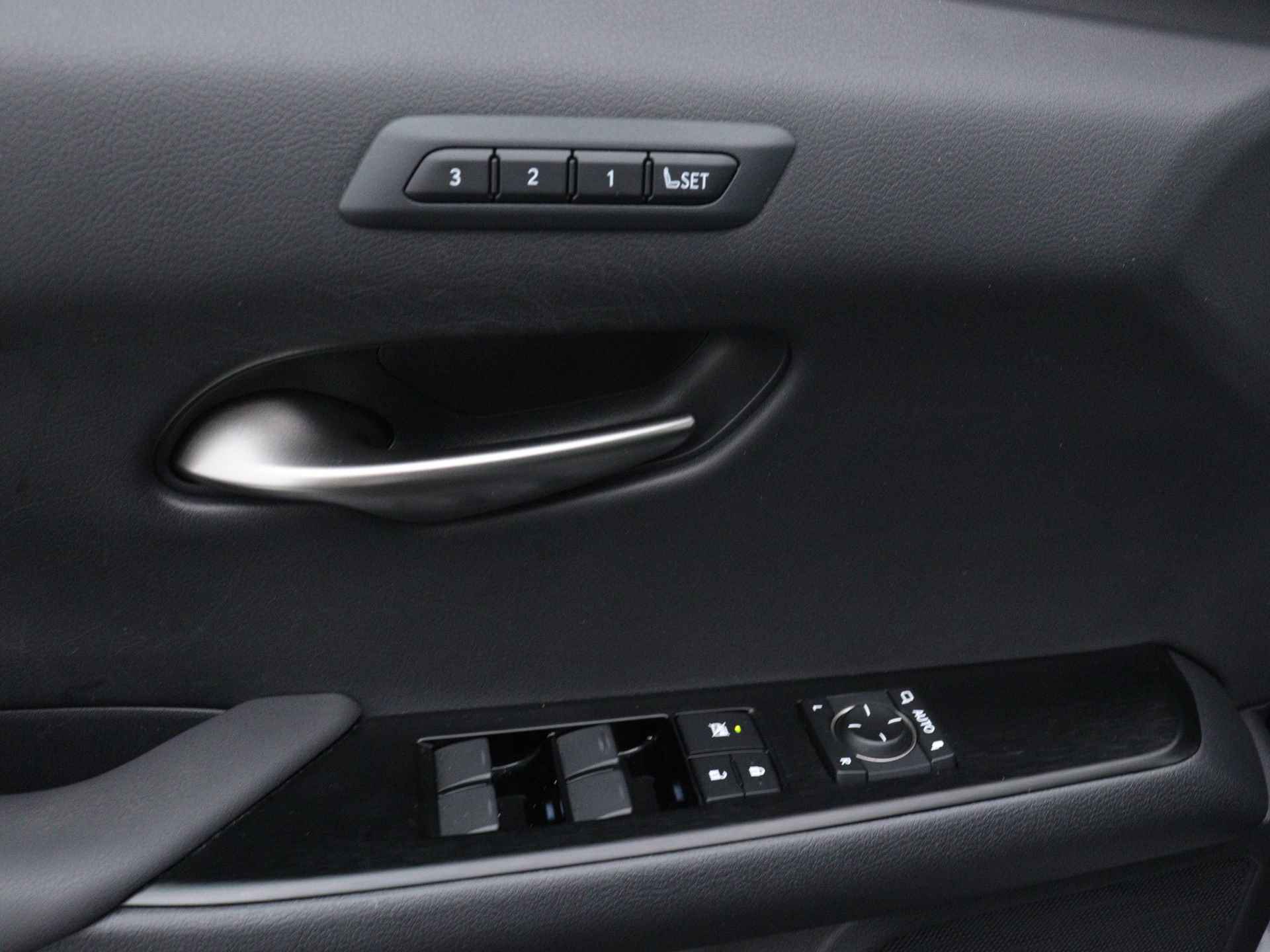 Lexus UX 250h F-Sport Premium | Trekhaak | Mark Levinson Audio | - 34/50