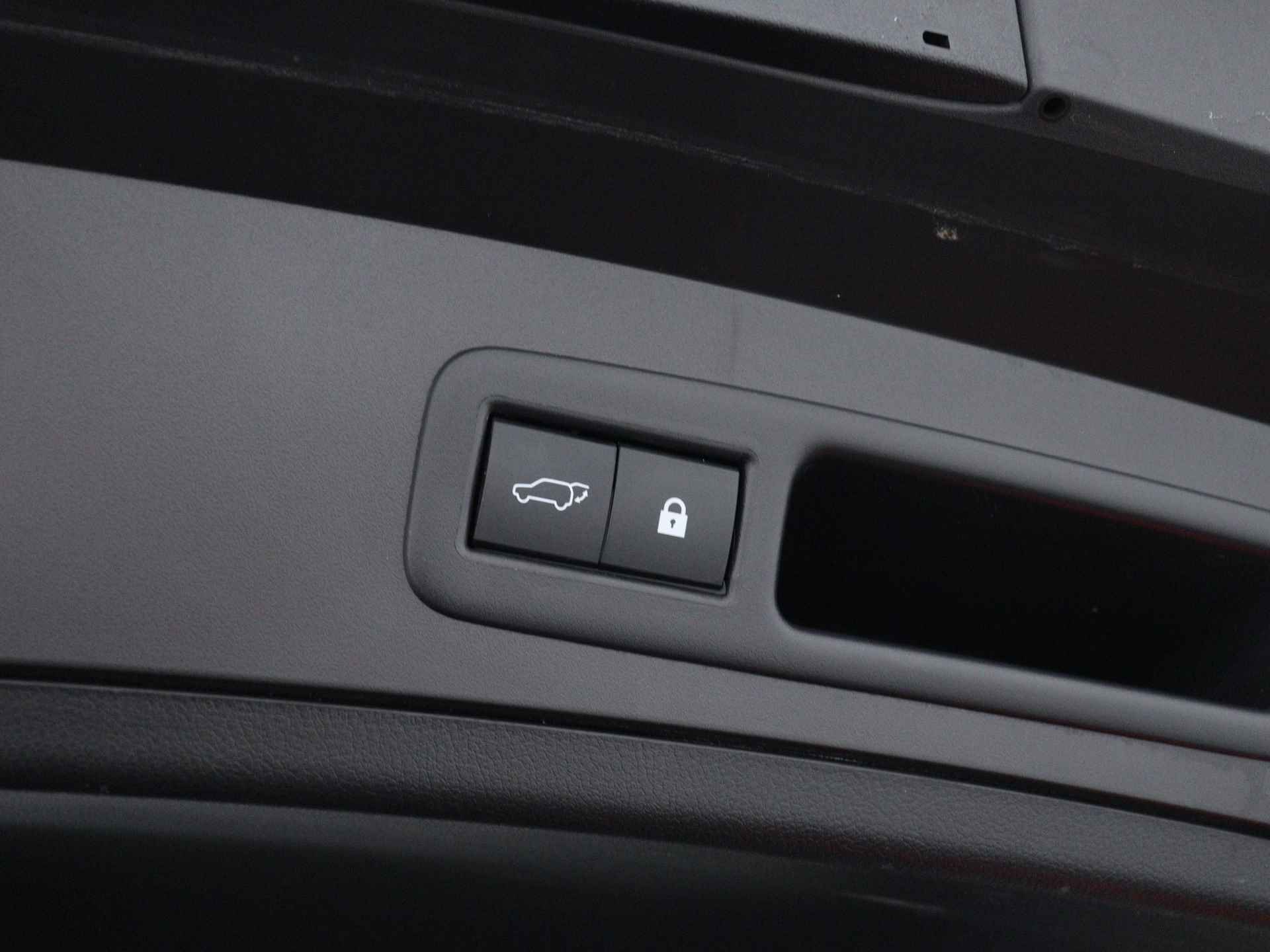Lexus UX 250h F-Sport Premium | Trekhaak | Mark Levinson Audio | - 43/50