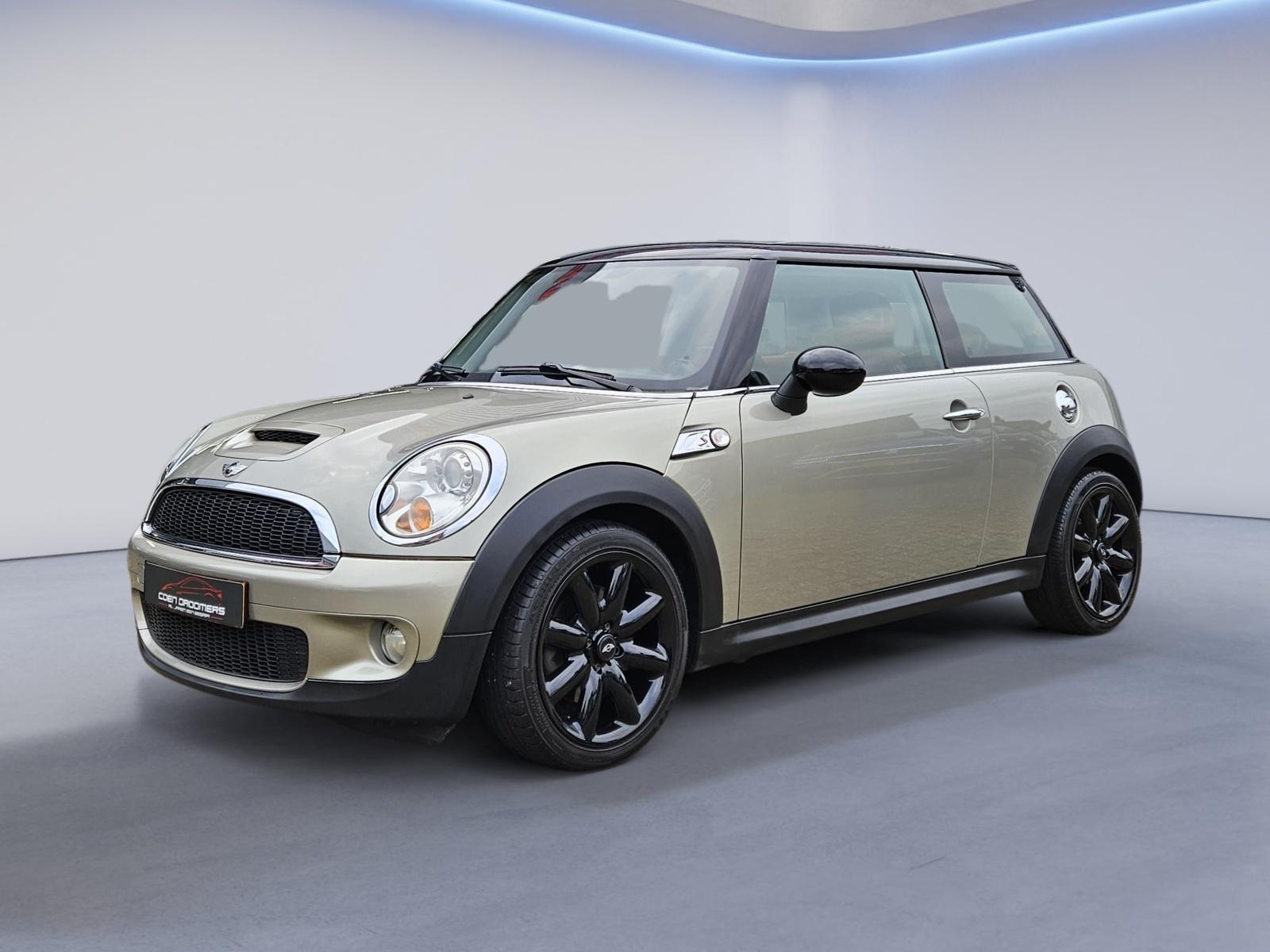 Mini 1.6 Cooper S Chili /Zeer nette staat/ Vol bruin leder + interieur / Stoelverwarming / Bi-Xenon / Parkeersensoren achter / (MET GARANTIE*)