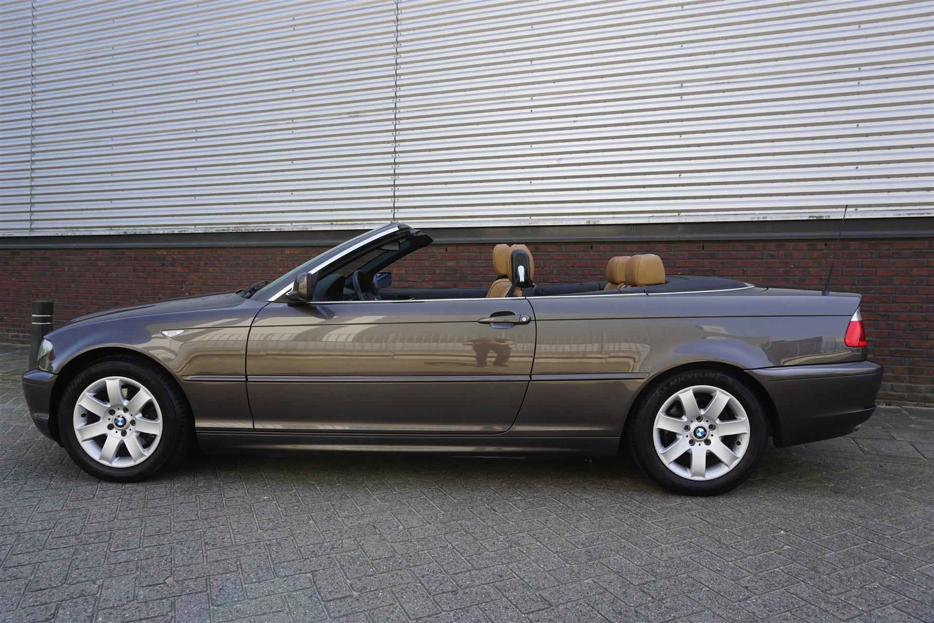 BMW 3 Serie Cabrio 320Ci Executive 2e Eigenaar!Origineel Nederlands geleverd! - 2/43