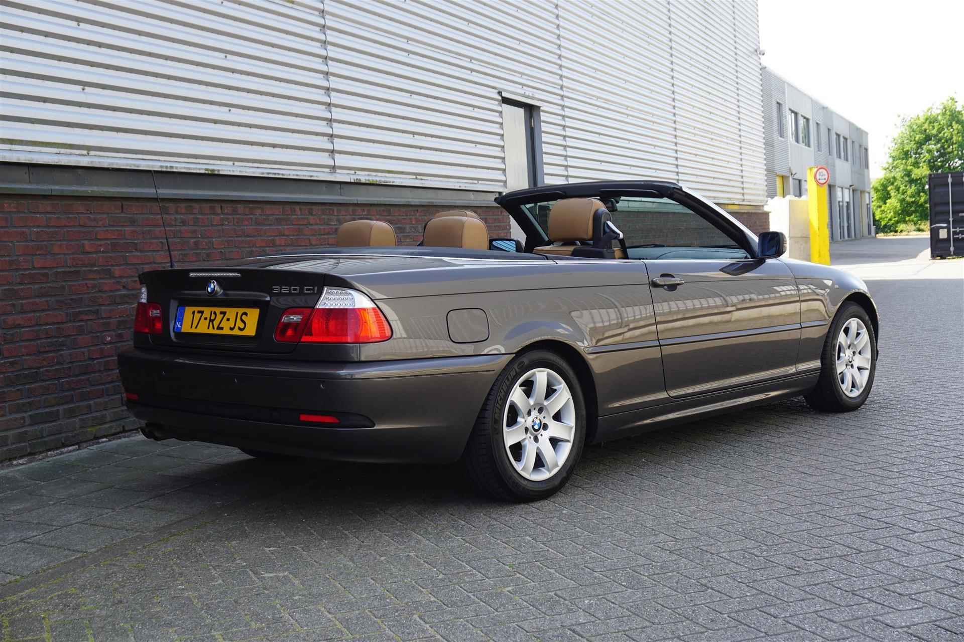 BMW 3 Serie Cabrio 320Ci Executive 2e Eigenaar!Origineel Nederlands geleverd! - 34/43