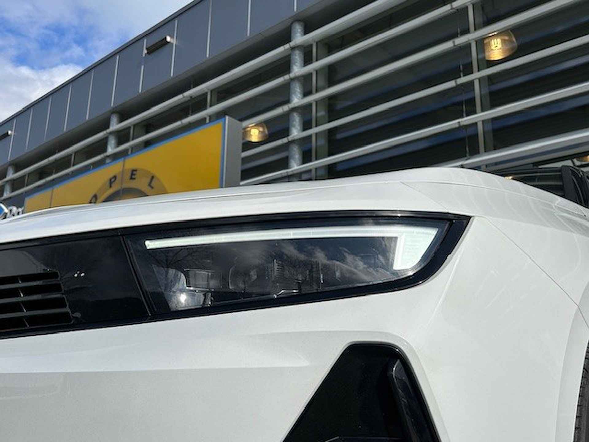 Opel Astra Electric GS 54 kWh | 360"camera | Navigatie | stoelverwarming | stuurverwarming | panorama dak - 4/8