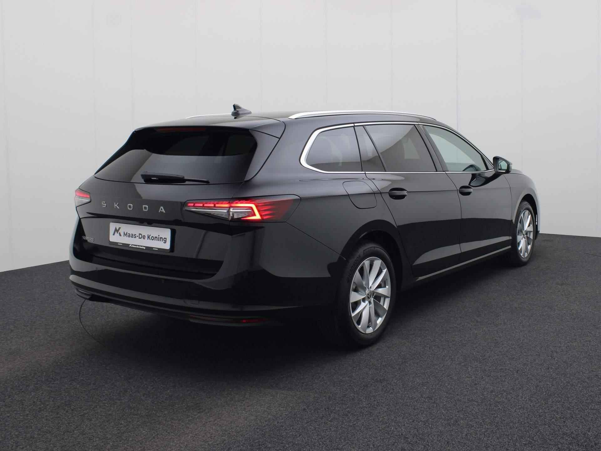 Skoda Superb Combi 1.5TSI/150PK MHEV Business Edition DSG · Navigatie · Parkeersensoren + camera · Massagefunctie · Garantie tot juni 2026 - 3/50