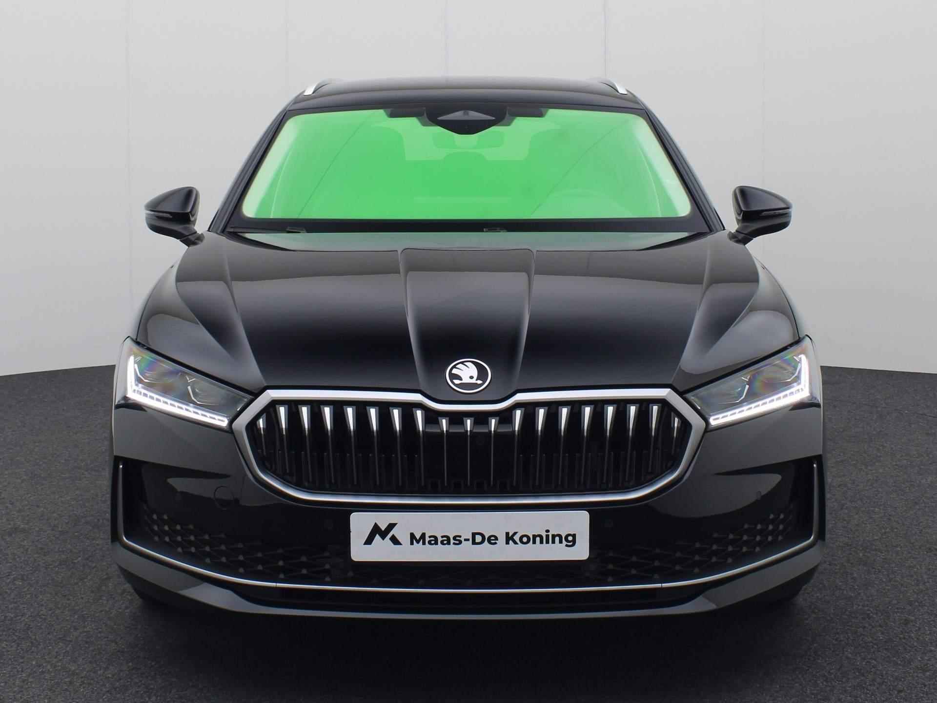 Skoda Superb Combi 1.5TSI/150PK MHEV Business Edition DSG · Navigatie · Parkeersensoren + camera · Massagefunctie · Garantie tot juni 2026 - 40/50