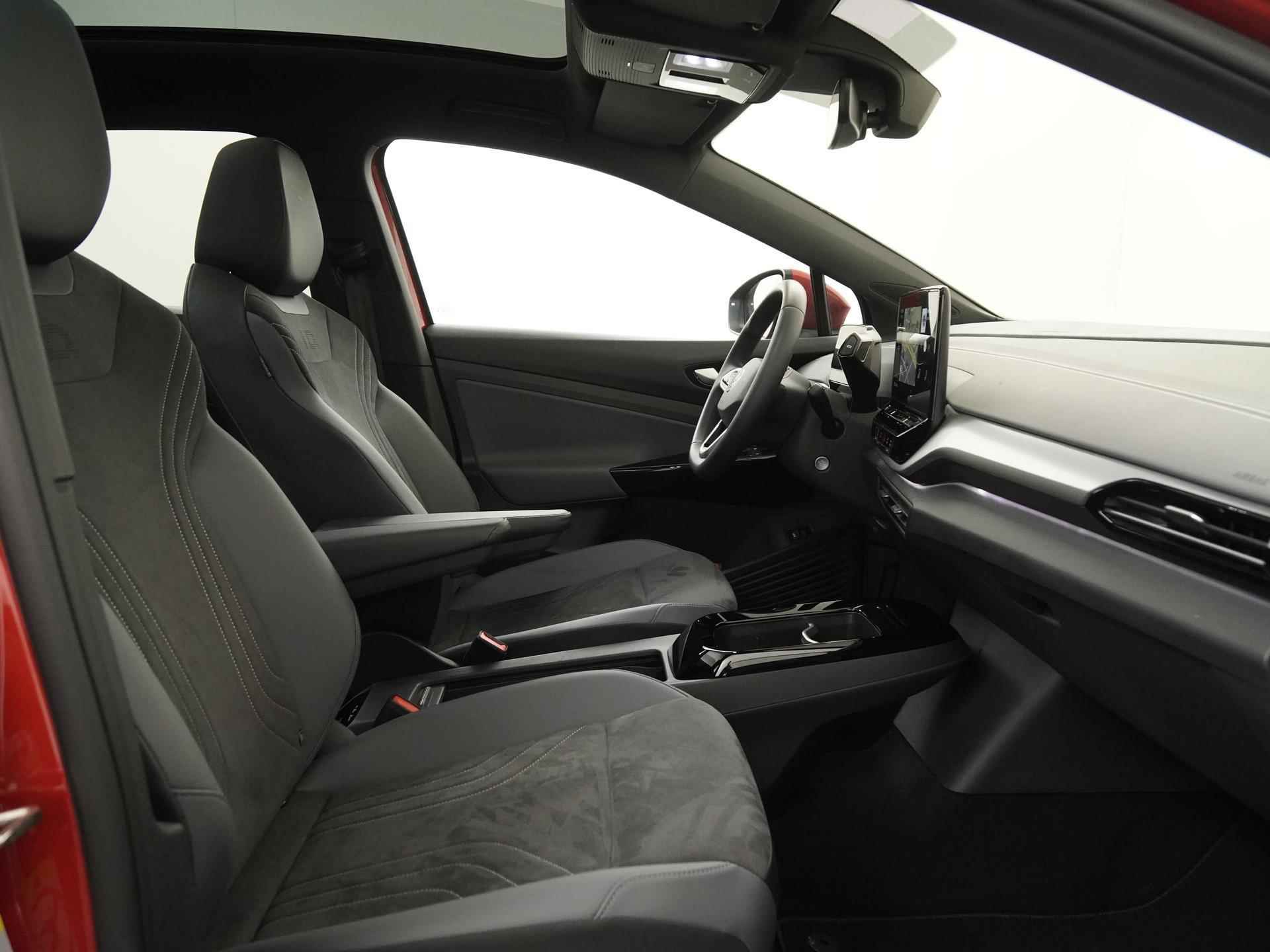 Volkswagen ID.4 Pro Style 77 kWh | Panoramadak | Trekhaak | Head-up | 360 Camera |  Zondag Open! - 3/45
