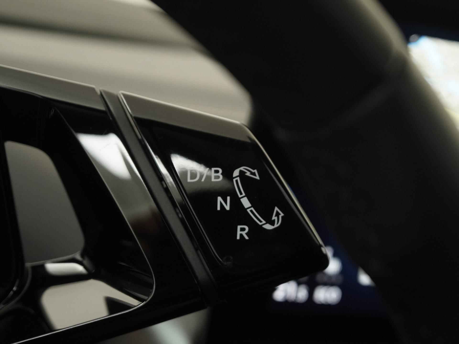 Volkswagen ID.4 Pro Style 77 kWh | Panoramadak | Trekhaak | Head-up | 360 Camera |  Zondag Open! - 11/45