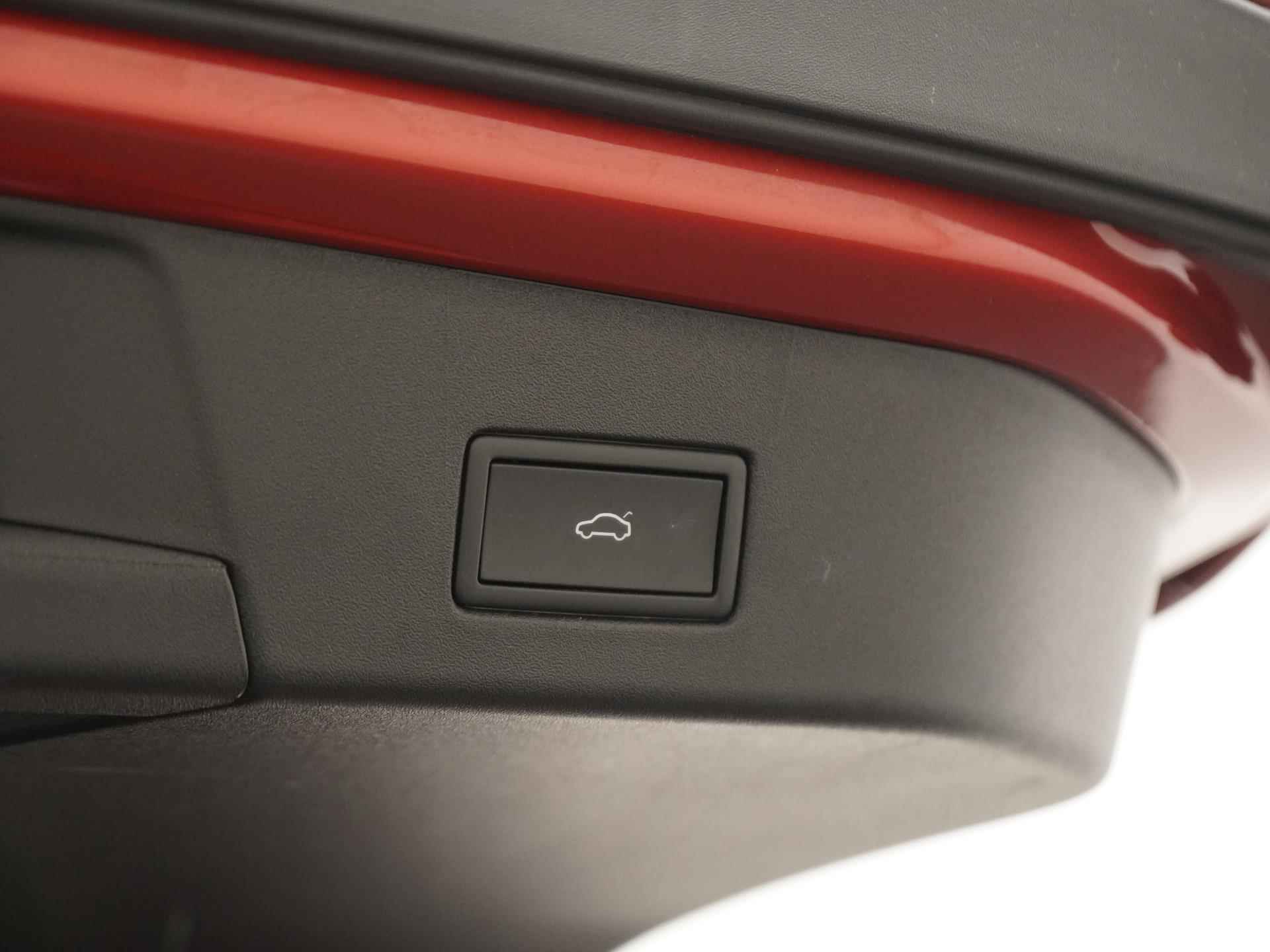 Volkswagen ID.4 Pro Style 77 kWh | Panoramadak | Trekhaak | Head-up | 360 Camera |  Zondag Open! - 25/45