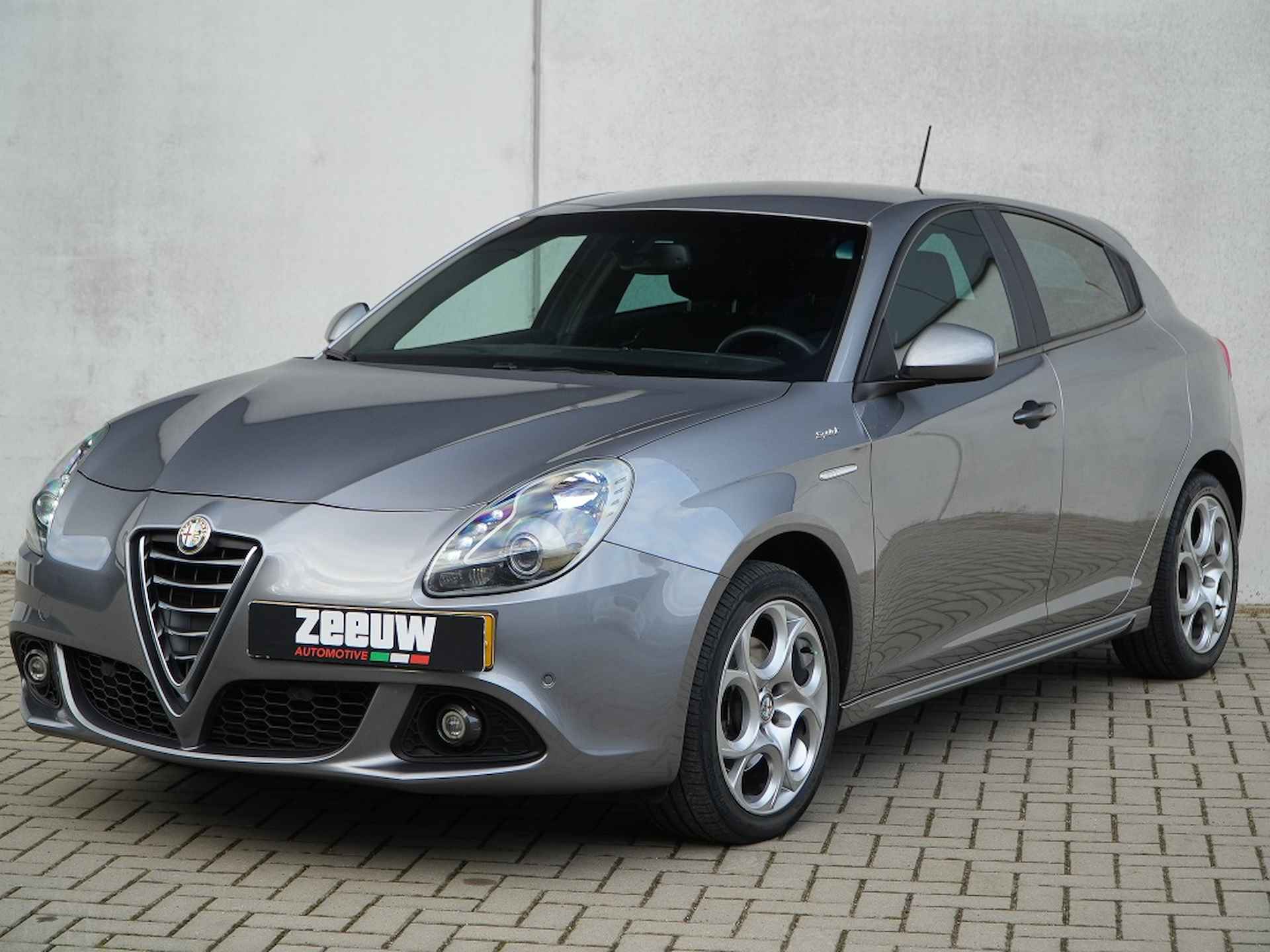 Alfa romeo Giulietta 1.4 Turbo 170 PK TCT Sprint | Sport | Navi | Cruise | 17" - 9/45