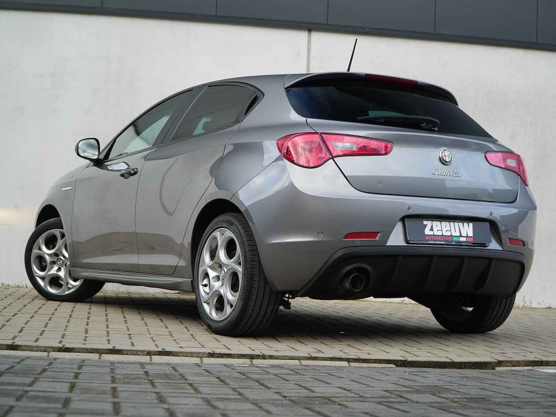 Alfa romeo Giulietta 1.4 Turbo 170 PK TCT Sprint | Sport | Navi | Cruise | 17" - 14/45