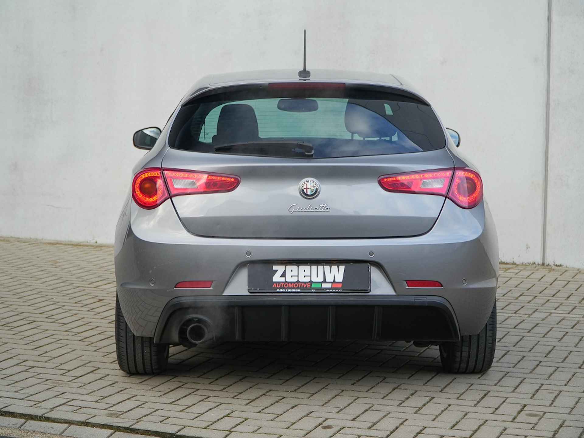 Alfa romeo Giulietta 1.4 Turbo 170 PK TCT Sprint | Sport | Navi | Cruise | 17" - 19/45