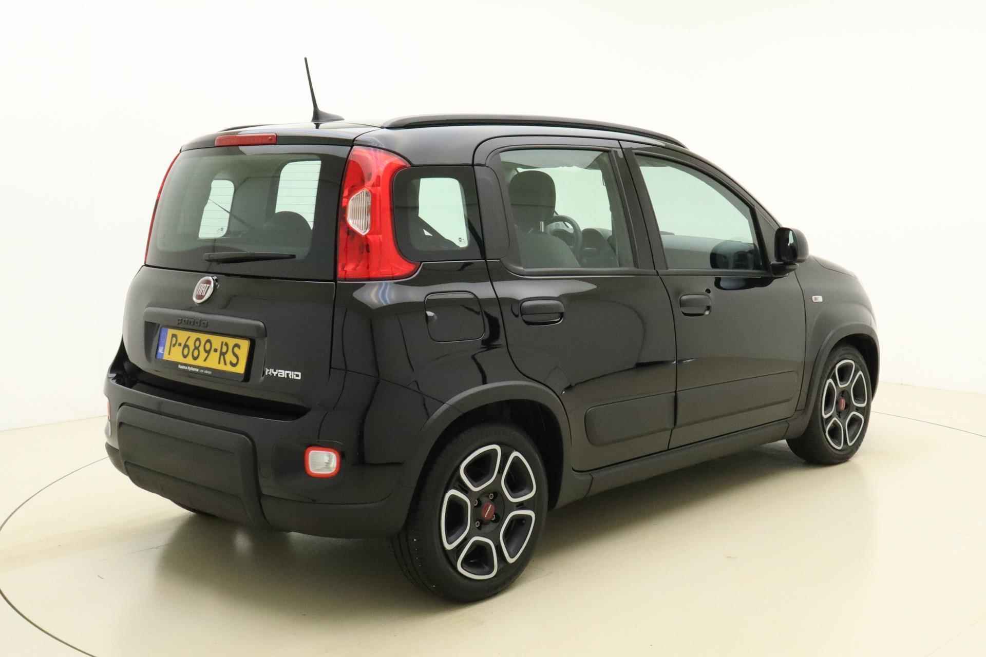 Fiat Panda 1.0 Hybrid City Life 69 PK | Handgeschakeld | Airco | Radio | USB | AUX | Bluetooth | 1e eigenaar | Voorraad - 2/25