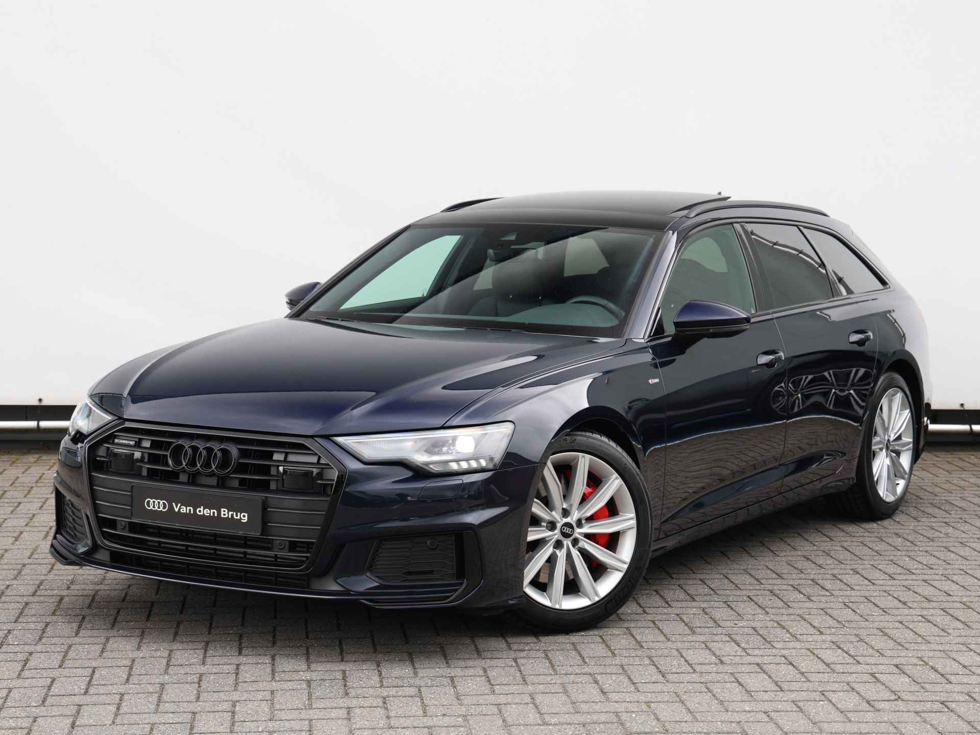 Audi A6 Avant 55 TFSI quattro S edition 340pk | Panoramadak | Bang&Olufsen | Trekhaak | Stoelverwarming | keyless - 12/54