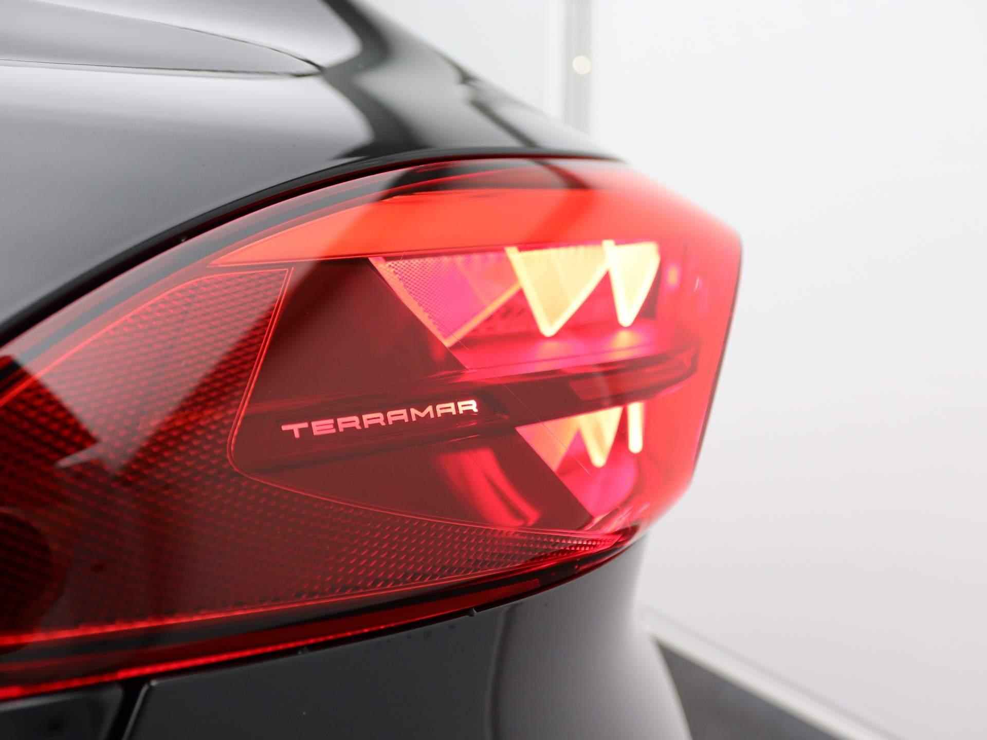 CUPRA Terramar 1.5 TSI e-Hybrid VZ Performance 272PK DSG Sennheiser Audio, Virtual Pedal, Keyless, Pano-Schuifdak, Volleder, Stoel- Stuurverwarming, 360gr. Camera, Side Assist, 20" LM Velgen - 54/57