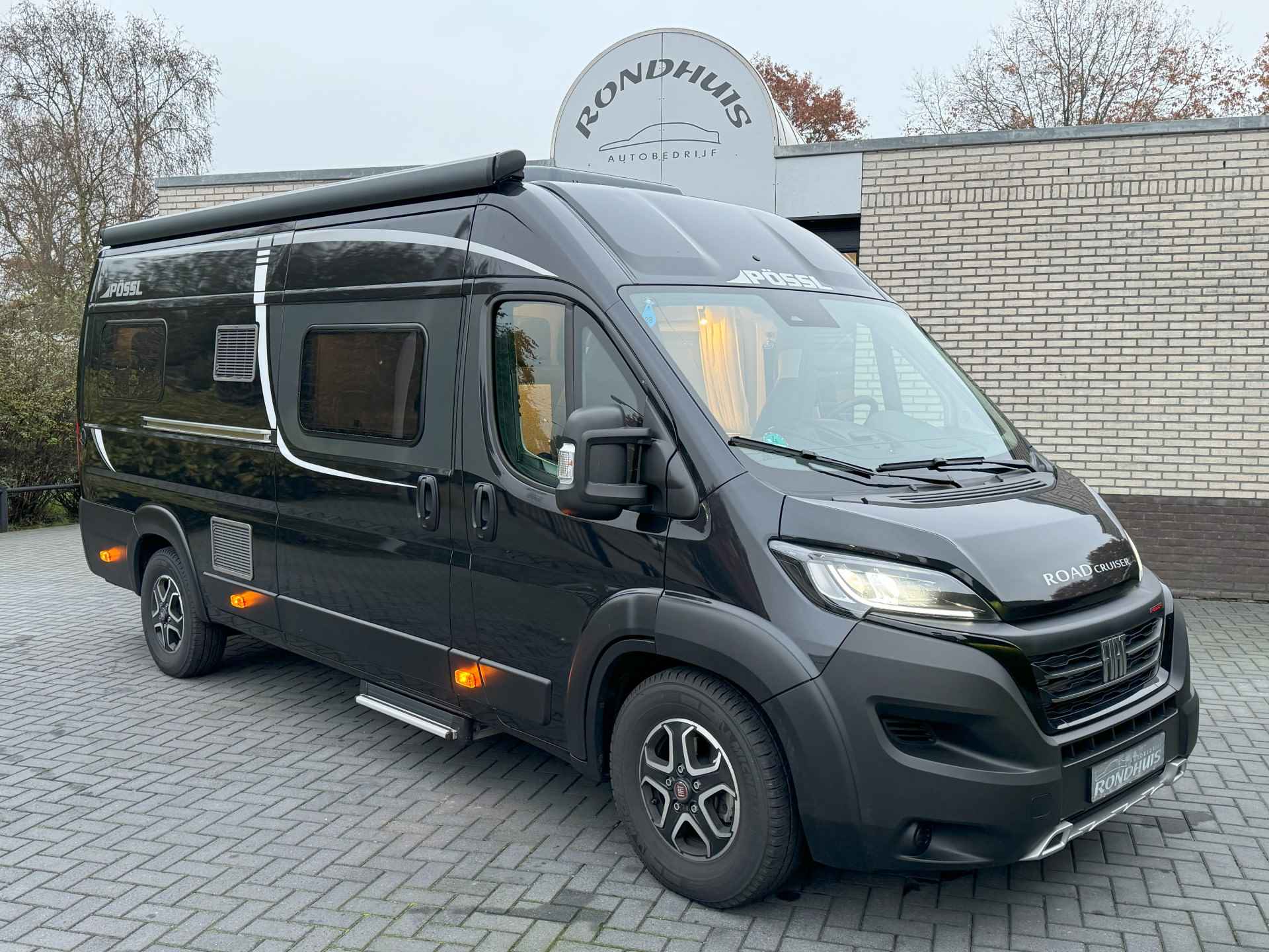 Pössl Roadcruiser 640 D-Line 160 pk 9-TRAPS AUTOMAAT Euro6 Fiat Ducato Maxi **Lengtebedden/4 zitplaatsen/XXL Koelkast/1e eigenaar/Full - 2/29