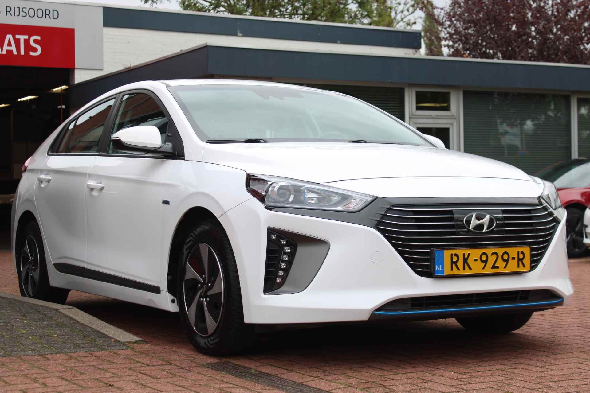 HYUNDAI Ioniq 1.6 HEV *i-Motion* | Camera | Cruise & Climate Control | Bluetooth | Orig. NL | - 7/23