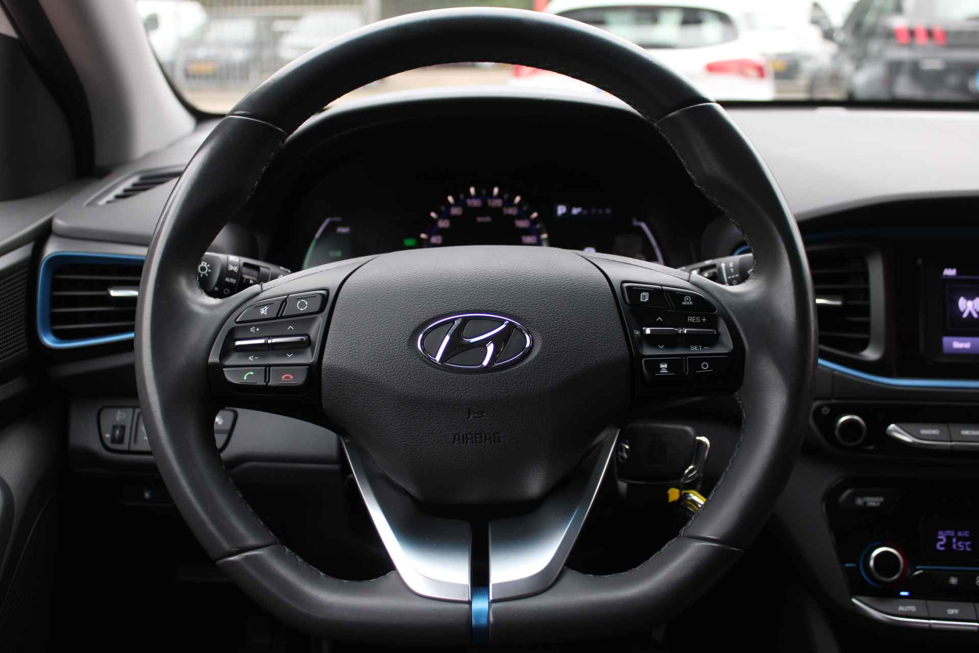 HYUNDAI Ioniq 1.6 HEV *i-Motion* | Camera | Cruise & Climate Control | Bluetooth | Orig. NL | - 9/23