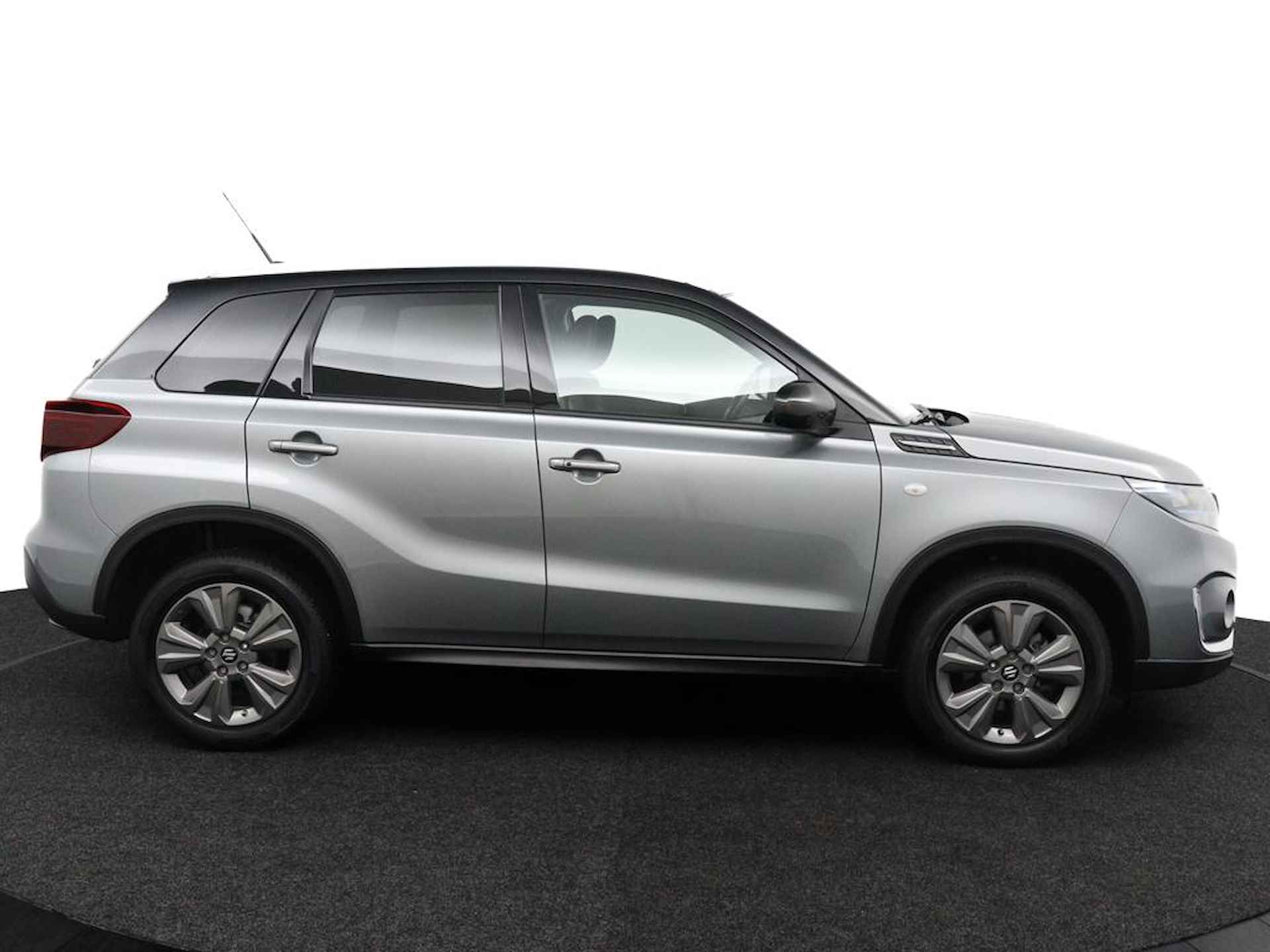 Suzuki Vitara 1.5 Hybrid Select | Automaat | Keyless Entry | Navigatie | Stoelverwarming | Dodehoek Detectie | Bi-Tone | - 7/45