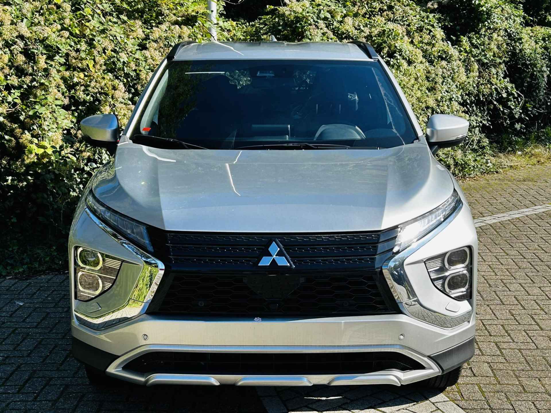 Mitsubishi Eclipse Cross 2.4 PHEV Executive | € 8000,- VOORRAAD KORTING | op = op  AUTOMAAT | APPLE/ANDROID AUTO  | CRUISE | CLIMATE | NAVI , STOELVERWARMING . - 3/31