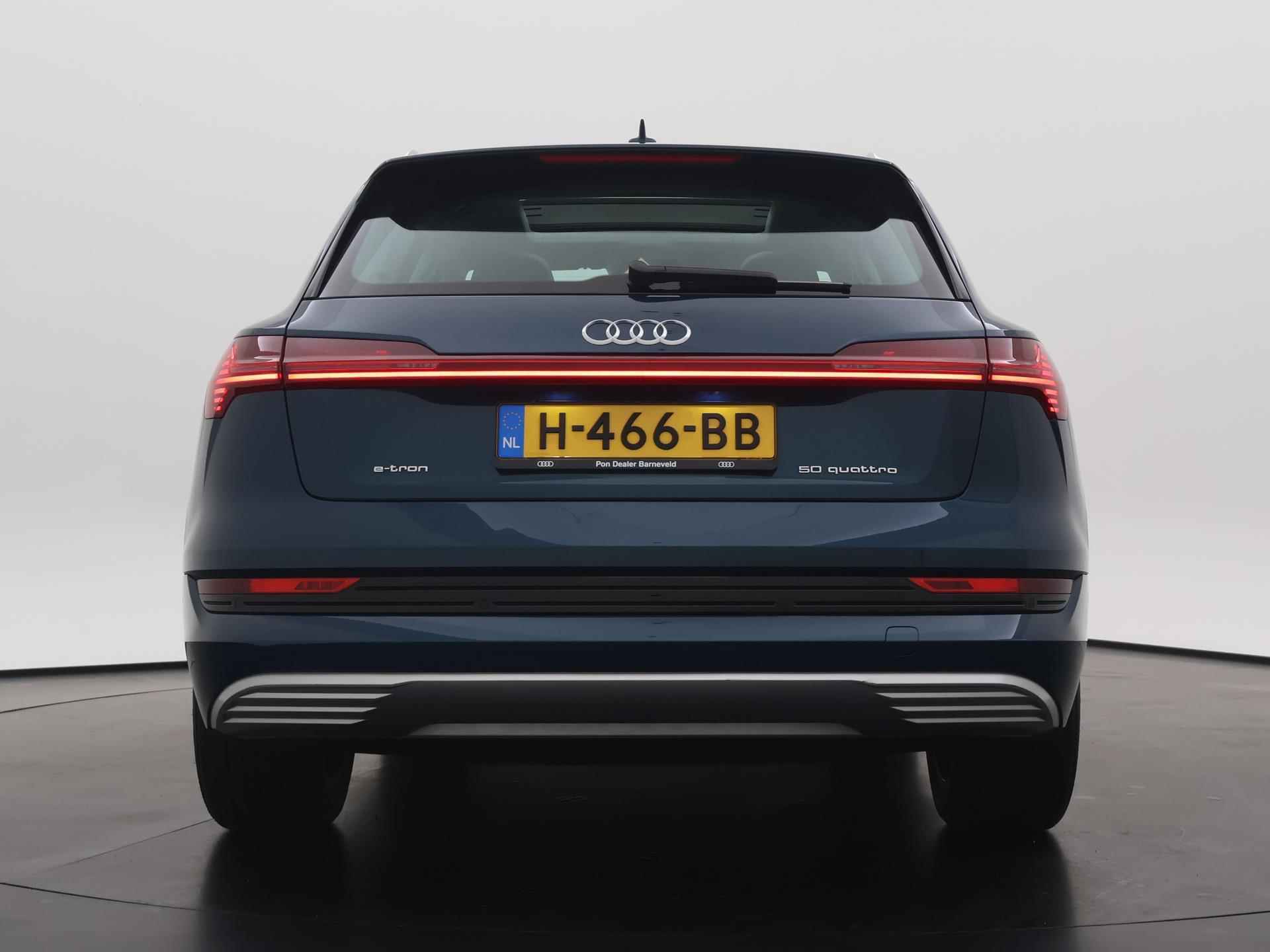 Audi e-tron e-tron 50 quattro Launch edition plus 71 kWh | Panoramadak | Navigatie | Luchtvering | Stoelverwarming | ACC | Carplay | LED - 6/44