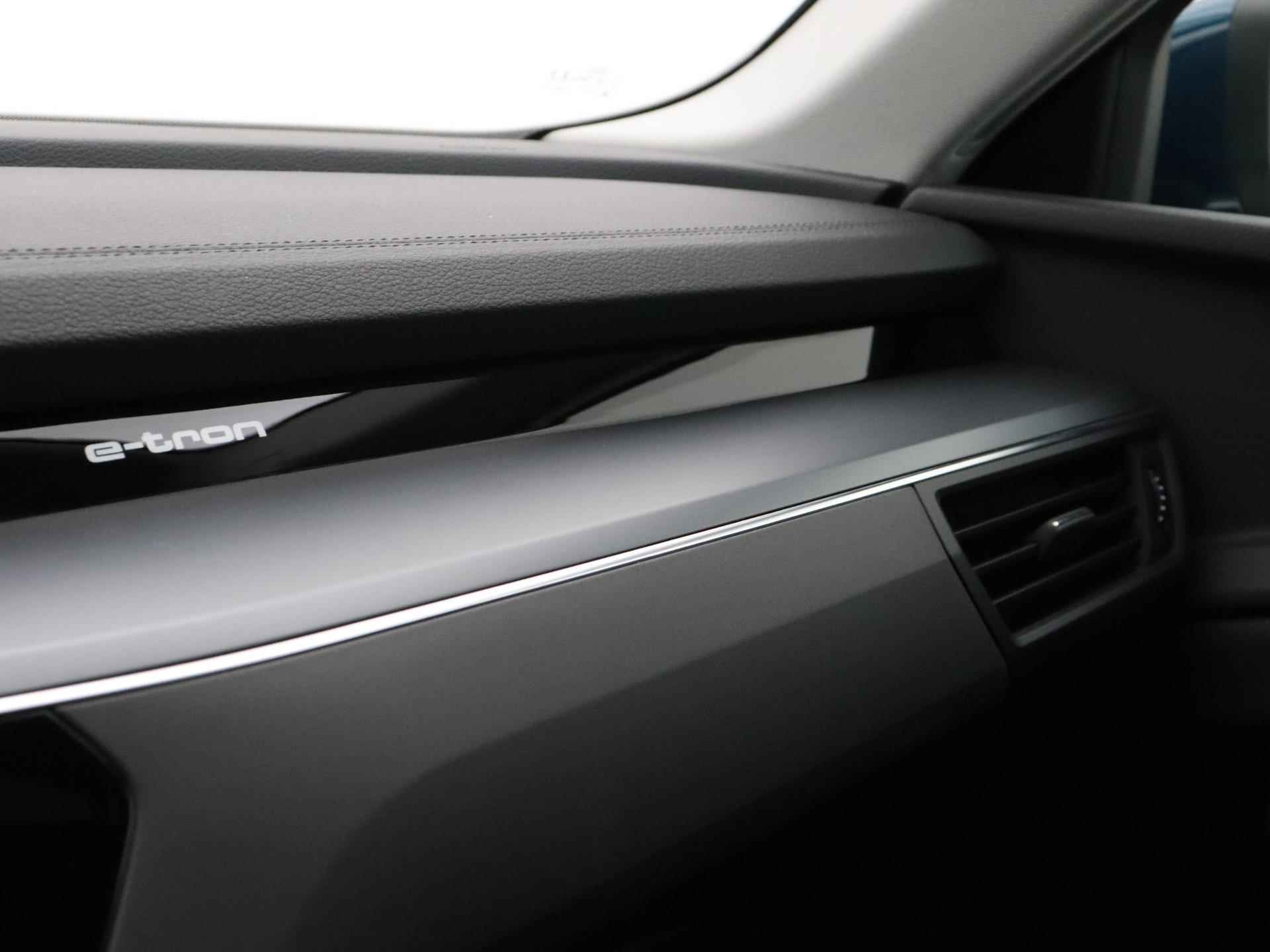 Audi e-tron e-tron 50 quattro Launch edition plus 71 kWh | Panoramadak | Navigatie | Luchtvering | Stoelverwarming | ACC | Carplay | LED - 36/44