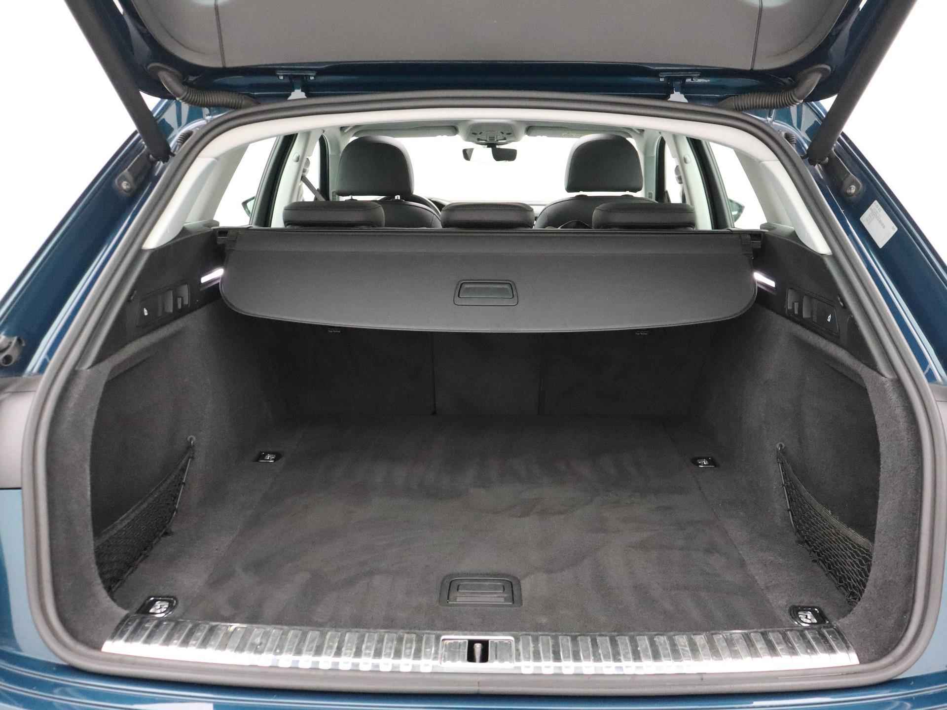 Audi e-tron e-tron 50 quattro Launch edition plus 71 kWh | Panoramadak | Navigatie | Luchtvering | Stoelverwarming | ACC | Carplay | LED - 40/44