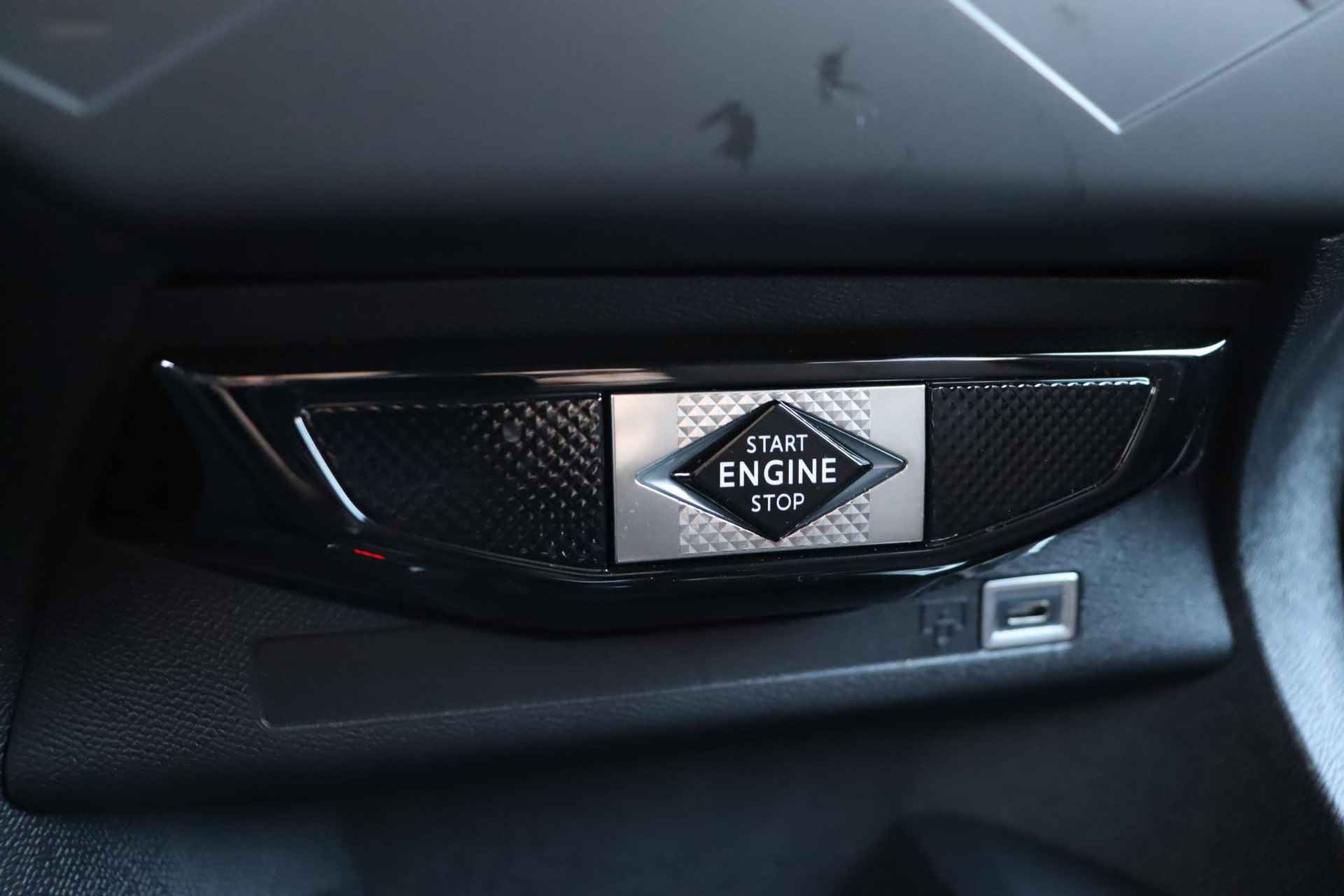 DS 3 1.2 PureTech Performance Line * Head-Up Display  *Camera Voor en Achter  * Dodehoek detectie - 23/48